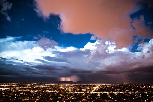 Orage du soir sur la métropole