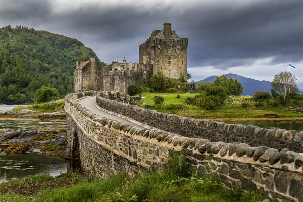 Unusual old bridges and architectural buildings