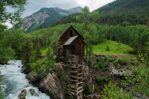 Le vieux moulin ne me donne pas la paix