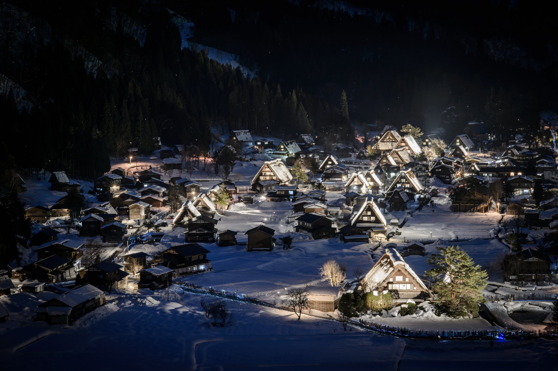 invierno nieve montañas ciudad casa bosque noche vacaciones