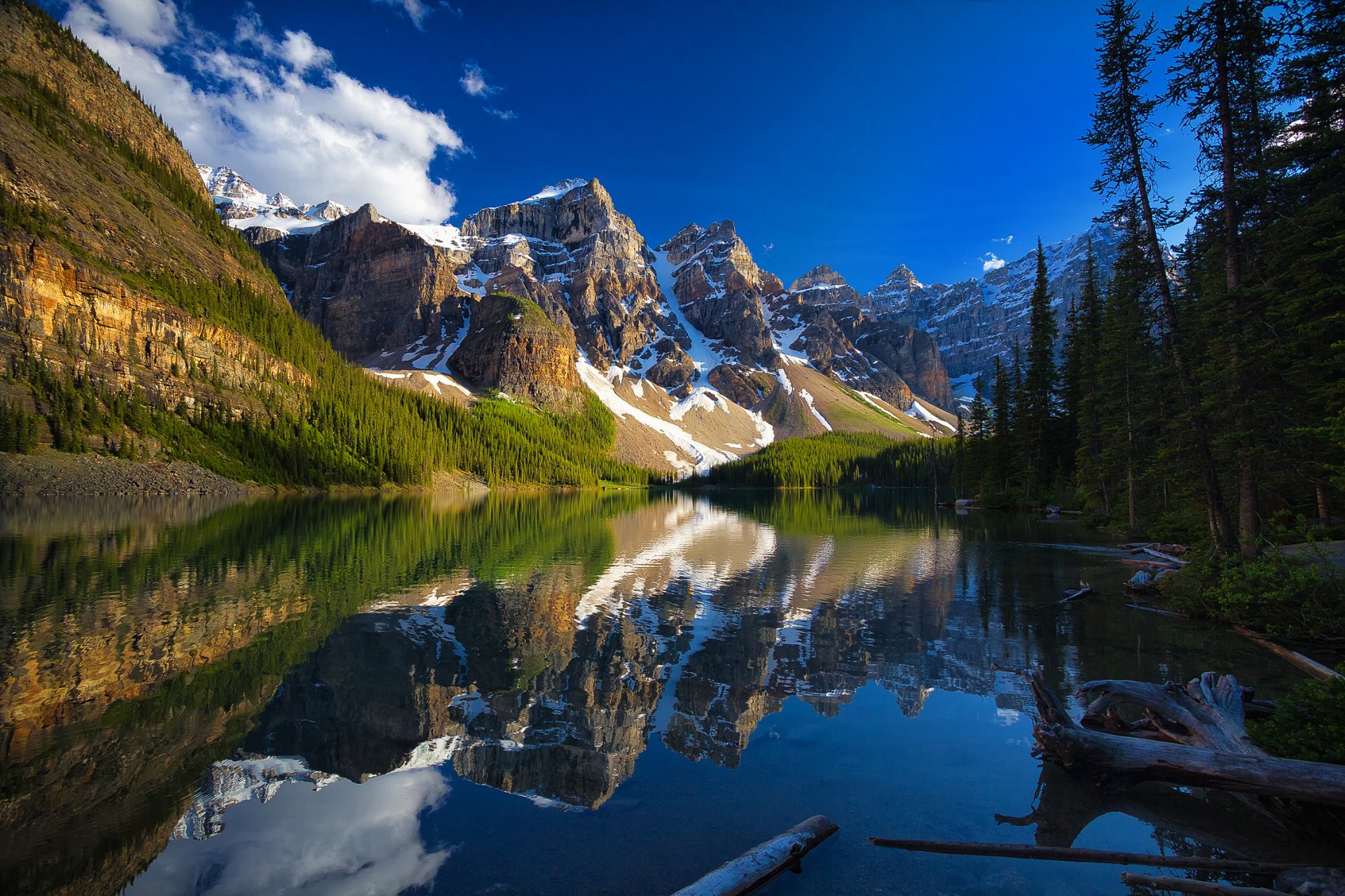 moraine park narodowy banff alberta kanada dolina dziesięciu szczytów jezioro moraine banff góry jezioro drzewa odbicie