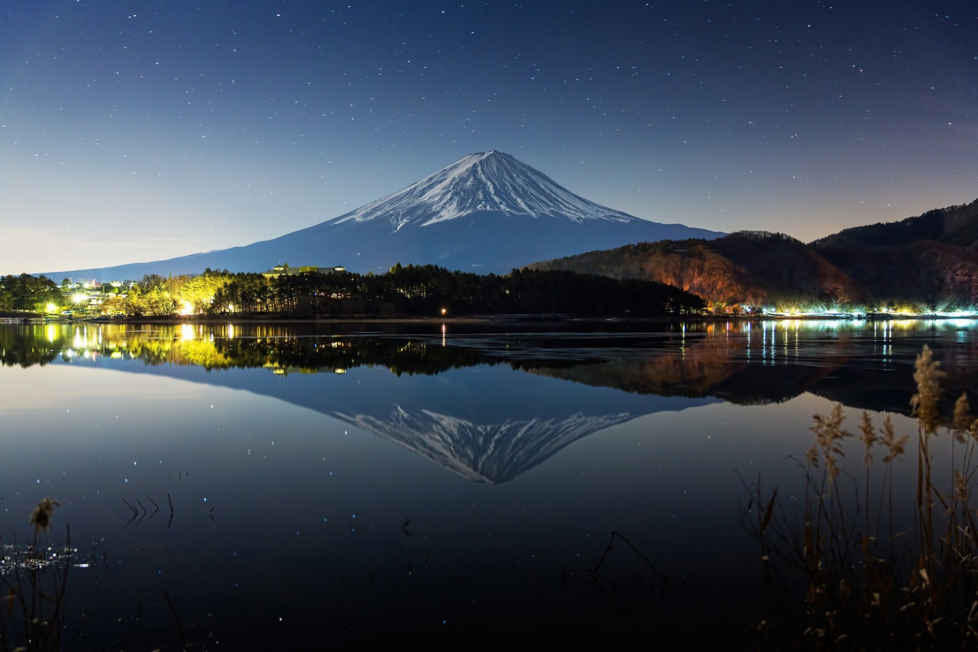 giappone stratovulcano montagna fujiyama ночь山 notte inverno fiume lago riflessione