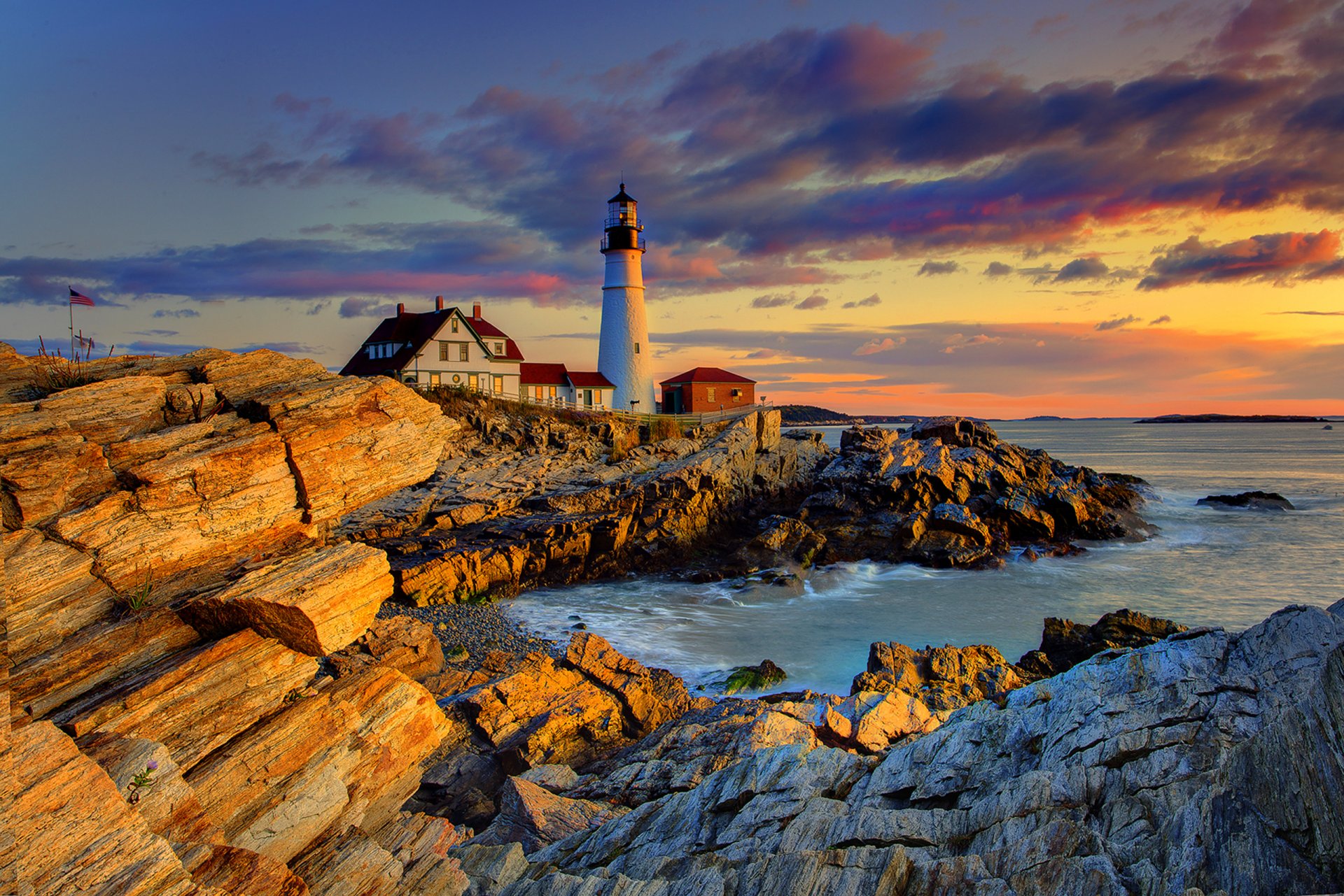 portland usa phare roches ciel nuages coucher de soleil soir maison pierres