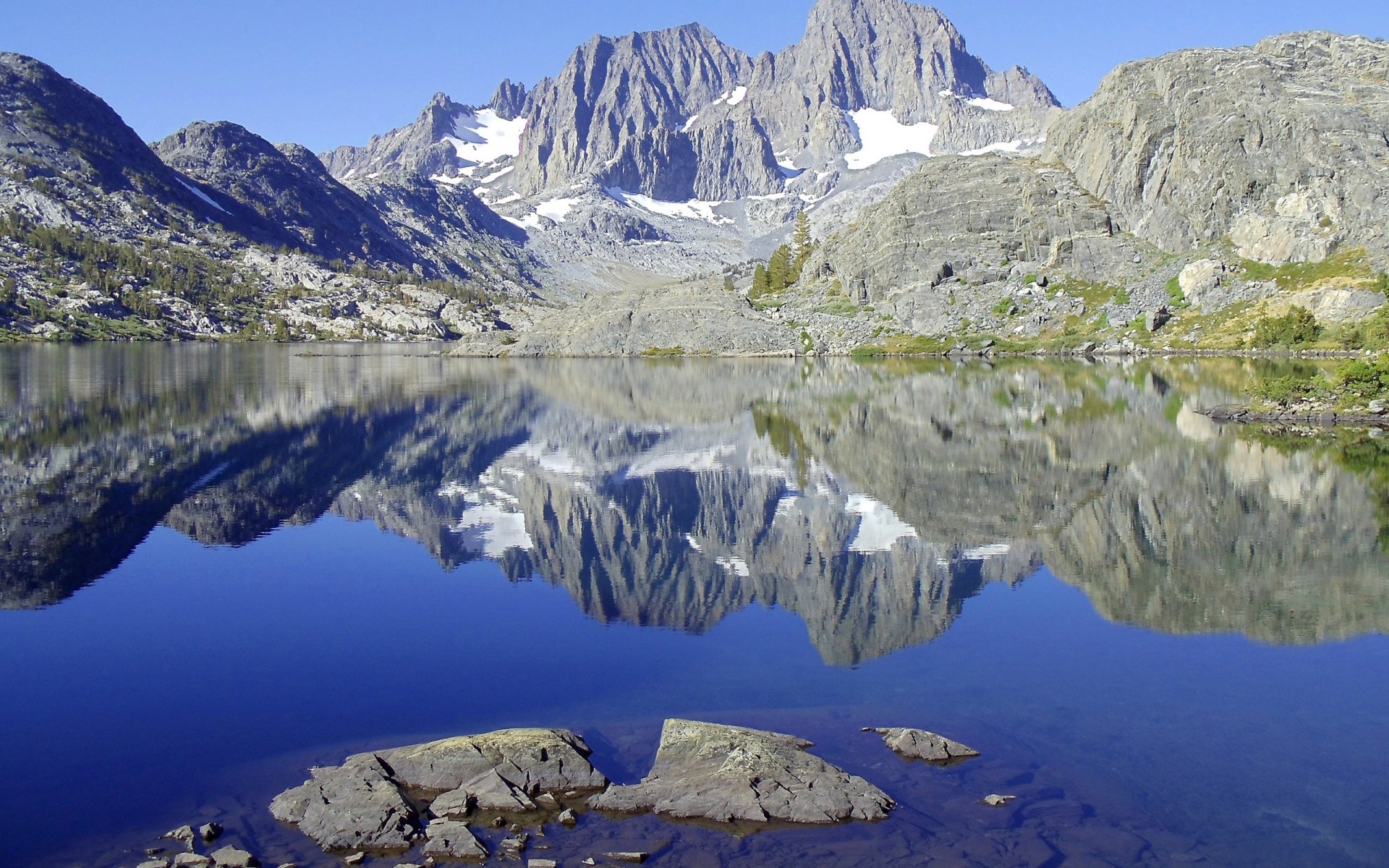 cielo montagne neve lago riflessione