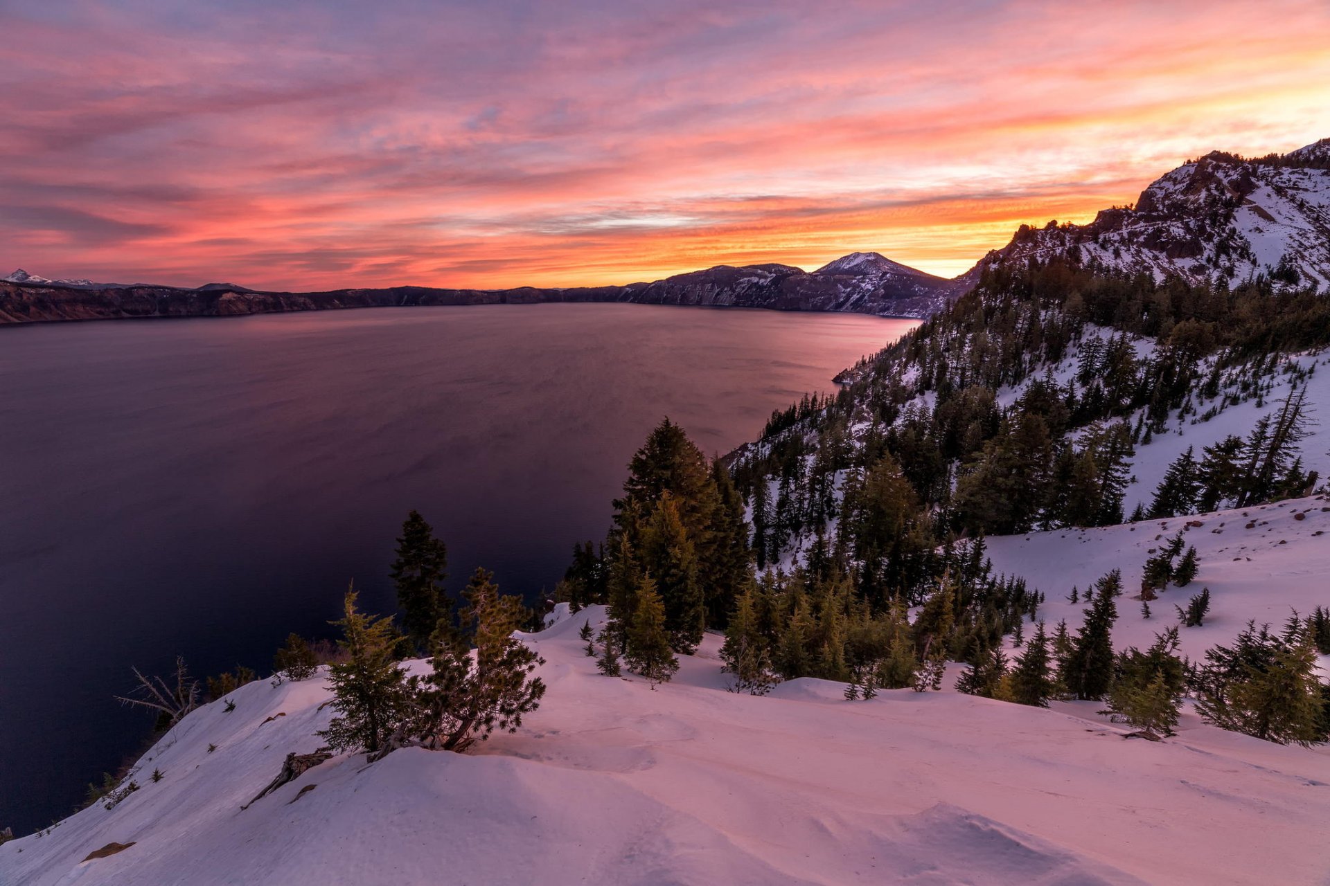 crater lake national park oregon lake crater island dawn nature