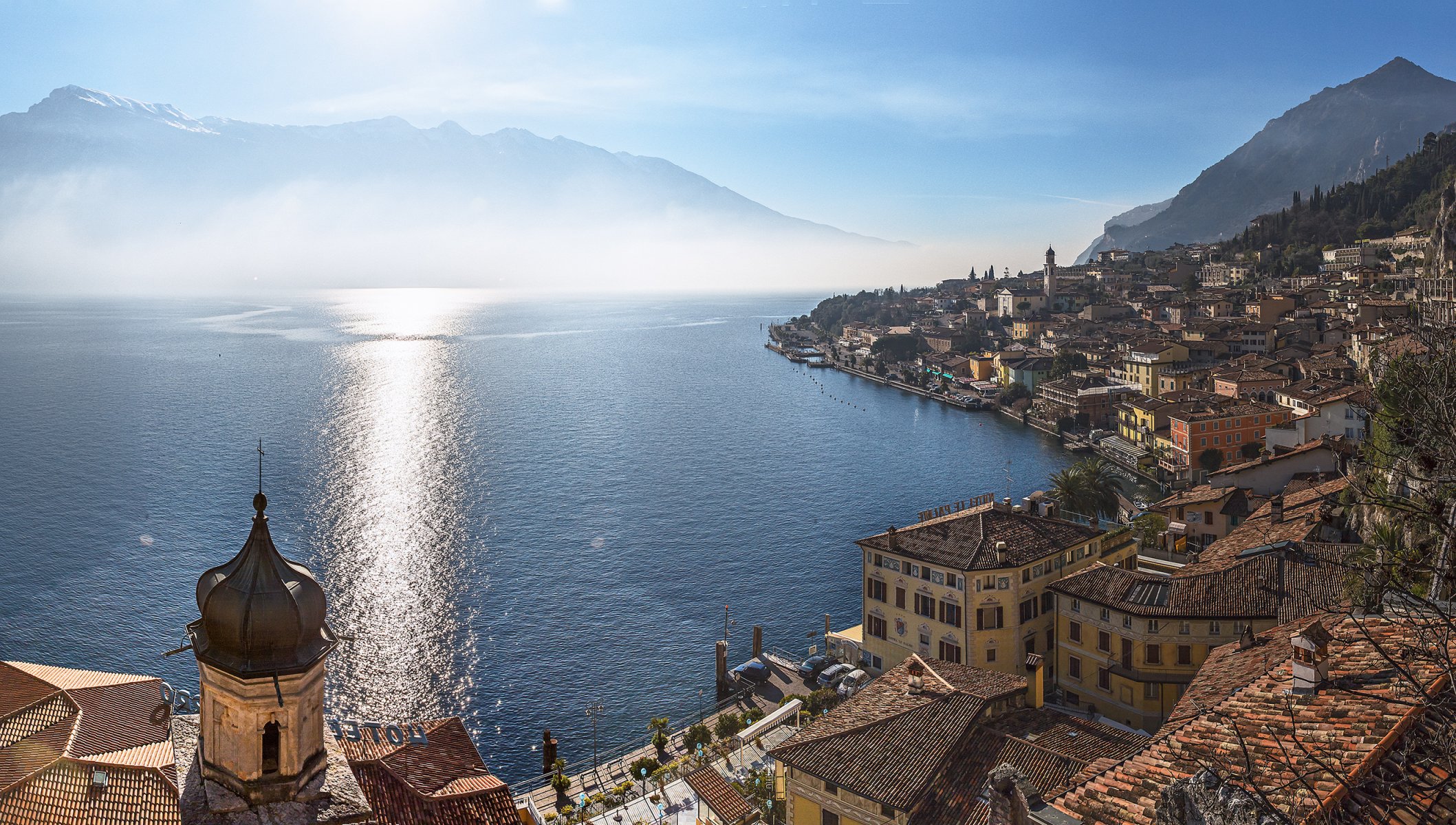 limone sul garda lombardie italie lac de garde lago di garda limone sul garda panorama lac bâtiments maisons montagnes