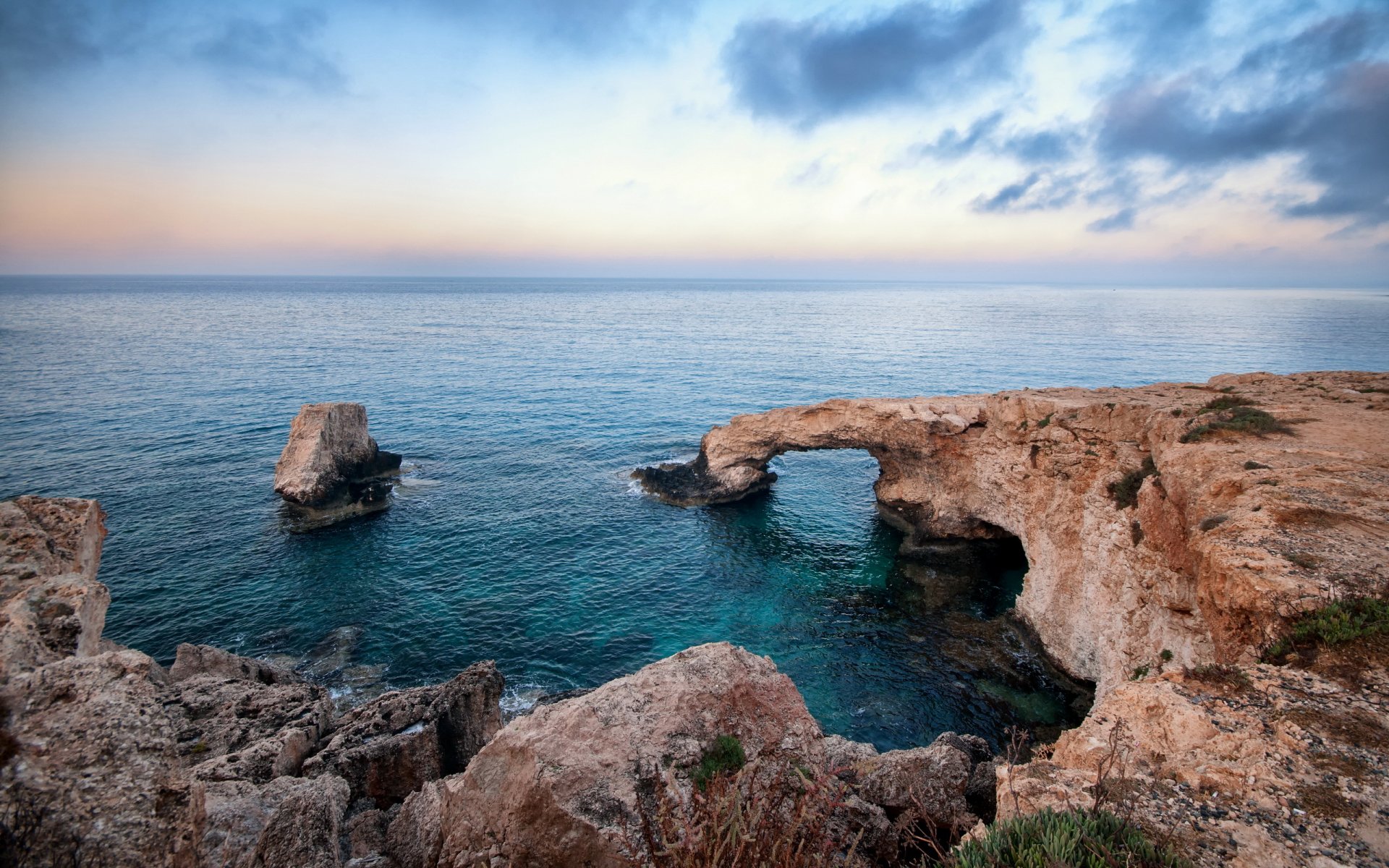 ayia napa love bridge cypru