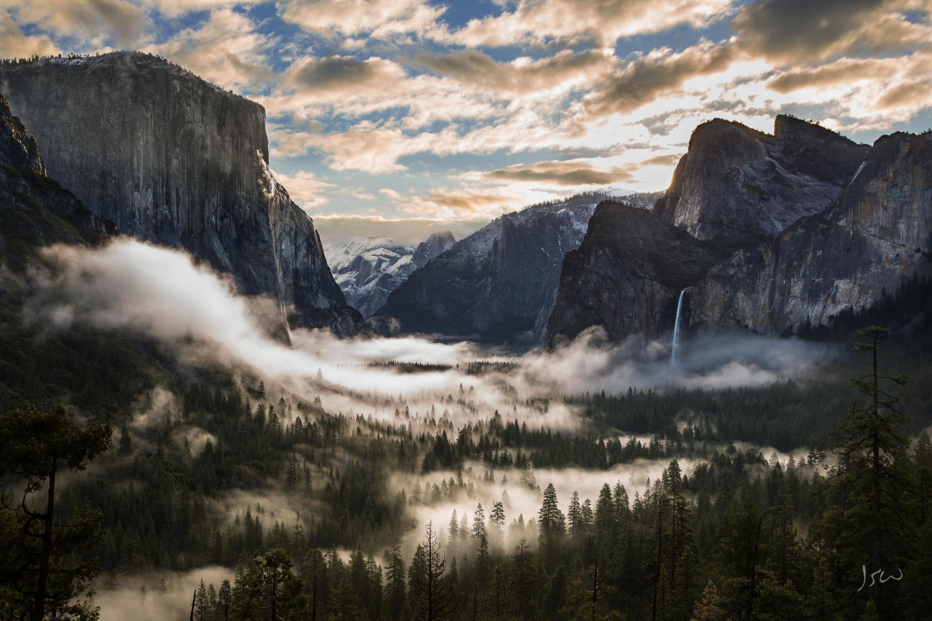 mountain forest tree clouds yosemite national park california sierra nevada mountains national park