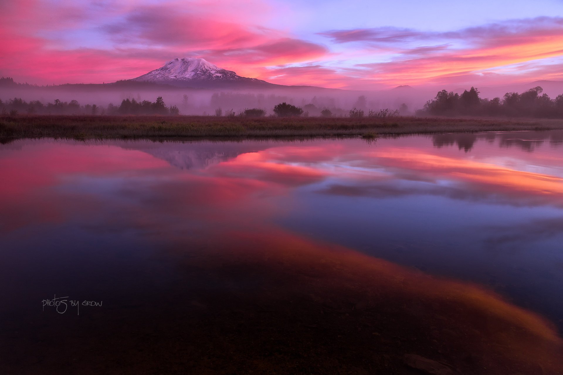 états-unis état de washington volcan adams mont pakhto automne matin lac nuages réflexions