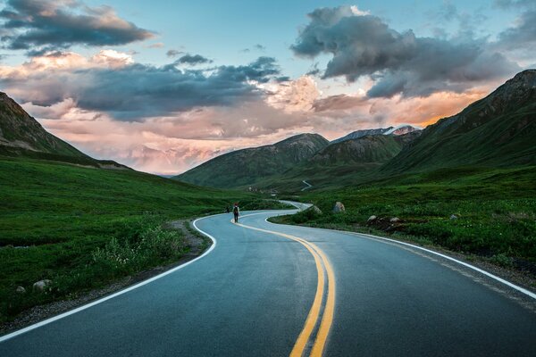 Bergstraße in Alaska