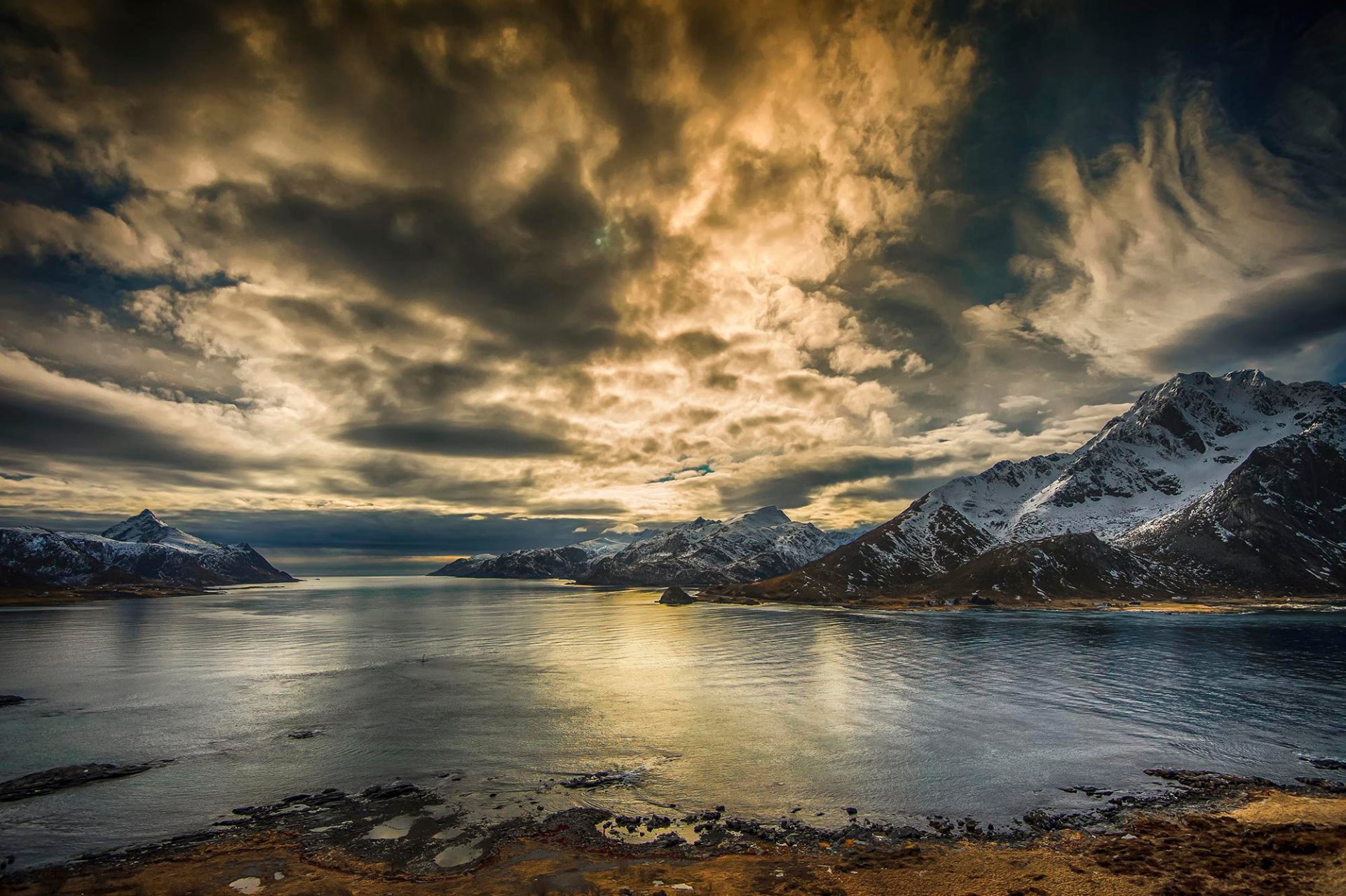 lofoten-inseln norwegen berge