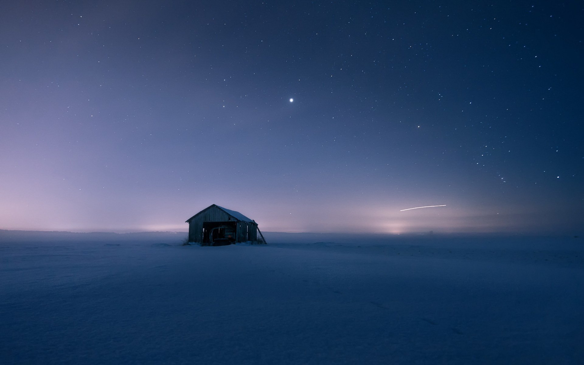 campo neve casa notte