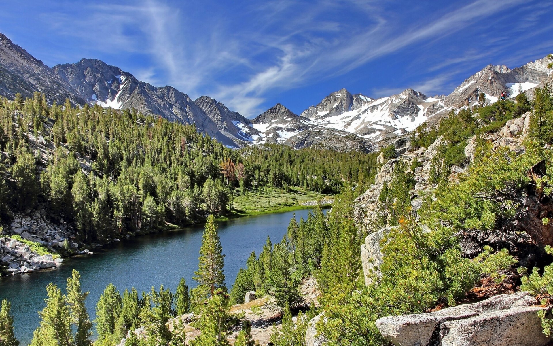 long lake pequeños lagos del valle john muir desierto california lago montañas bosque