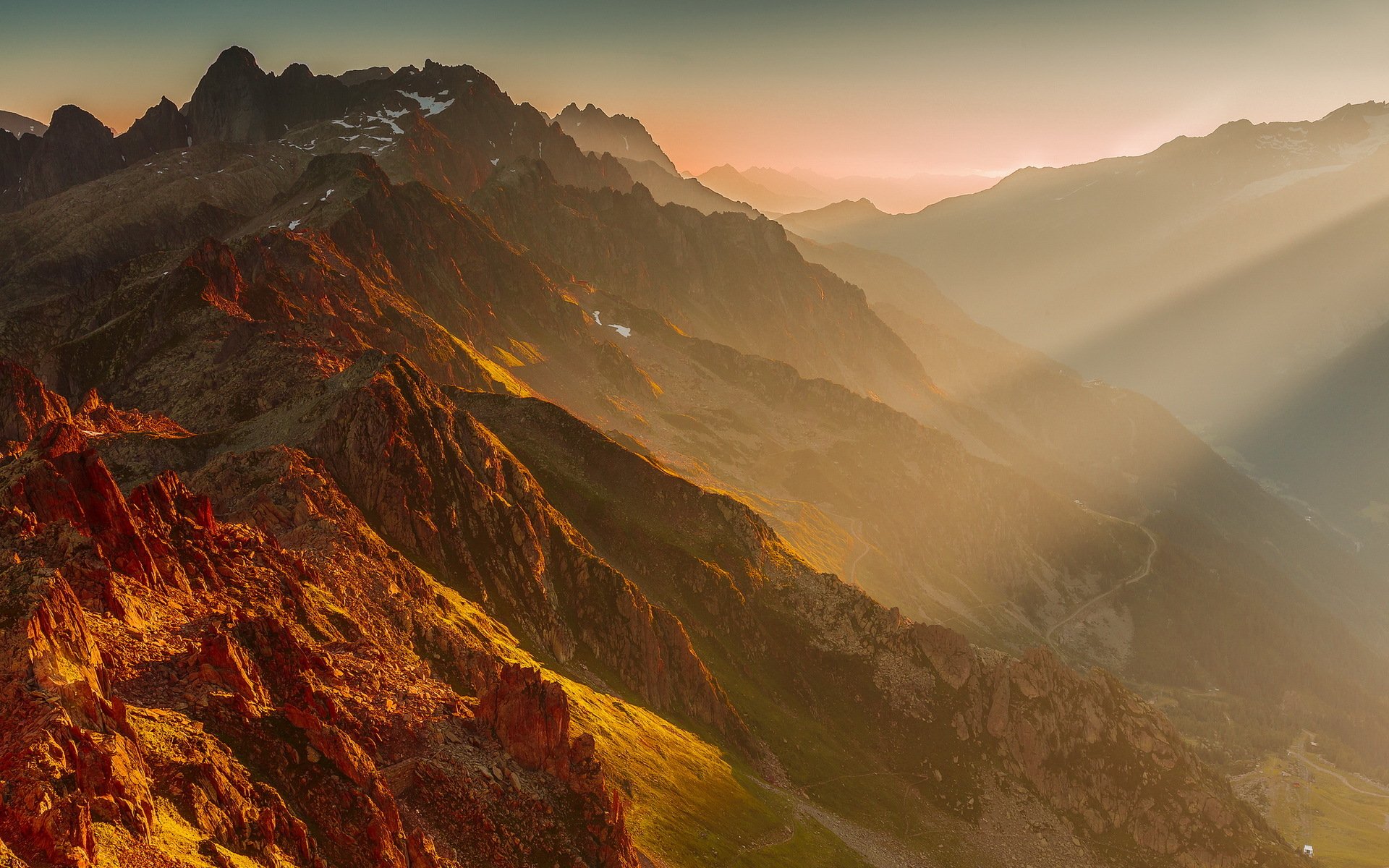 montagnes matin paysage