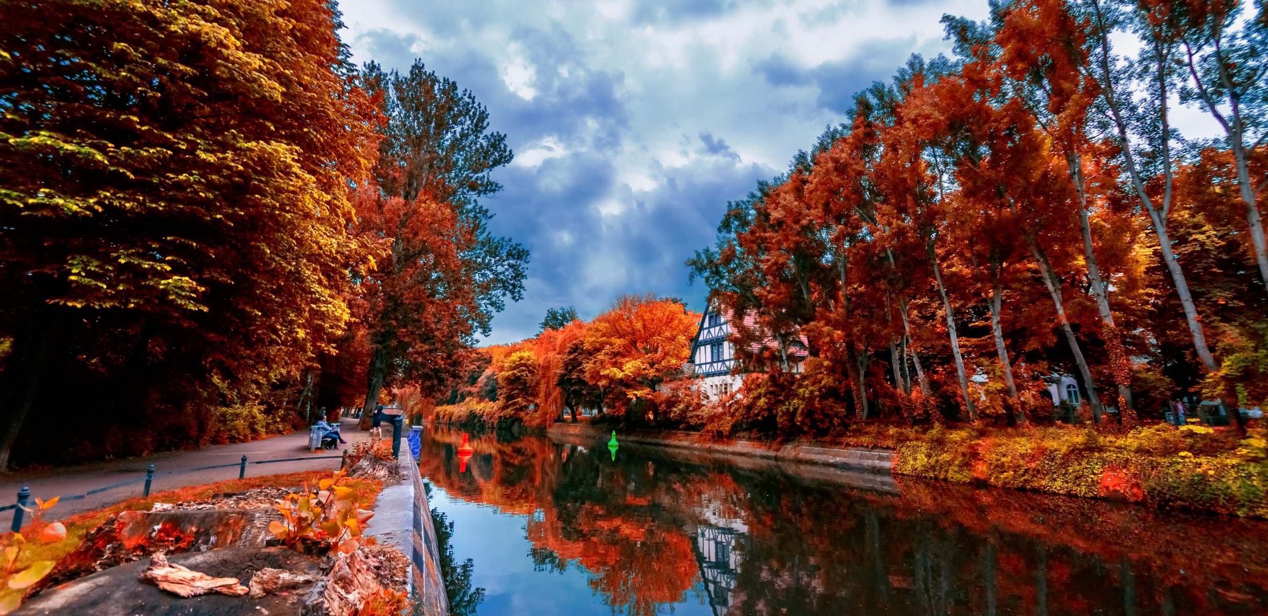 landscape beauty river reflection autumn tree leaves house