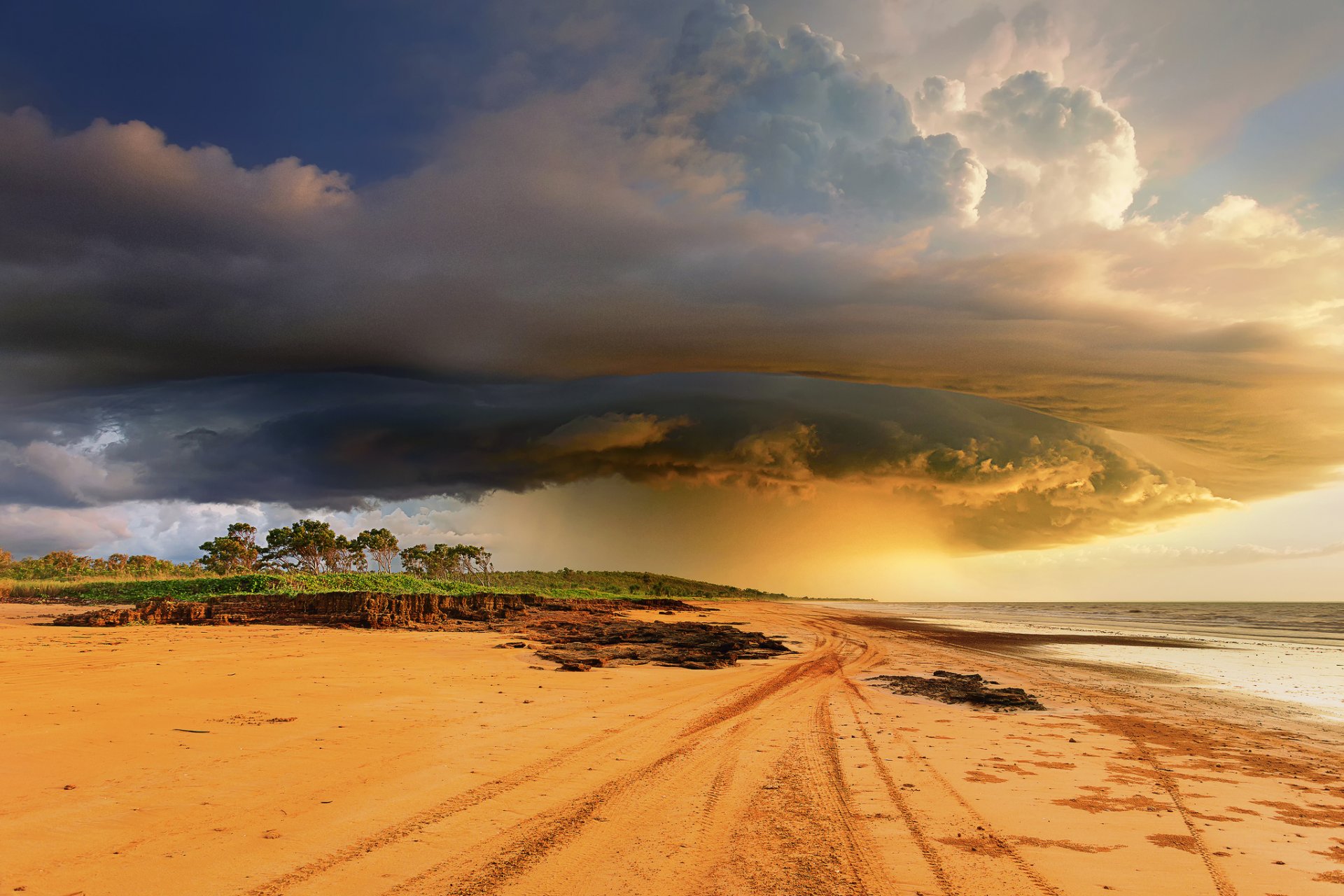 australia tormenta tropical nubes cielo nubes playa