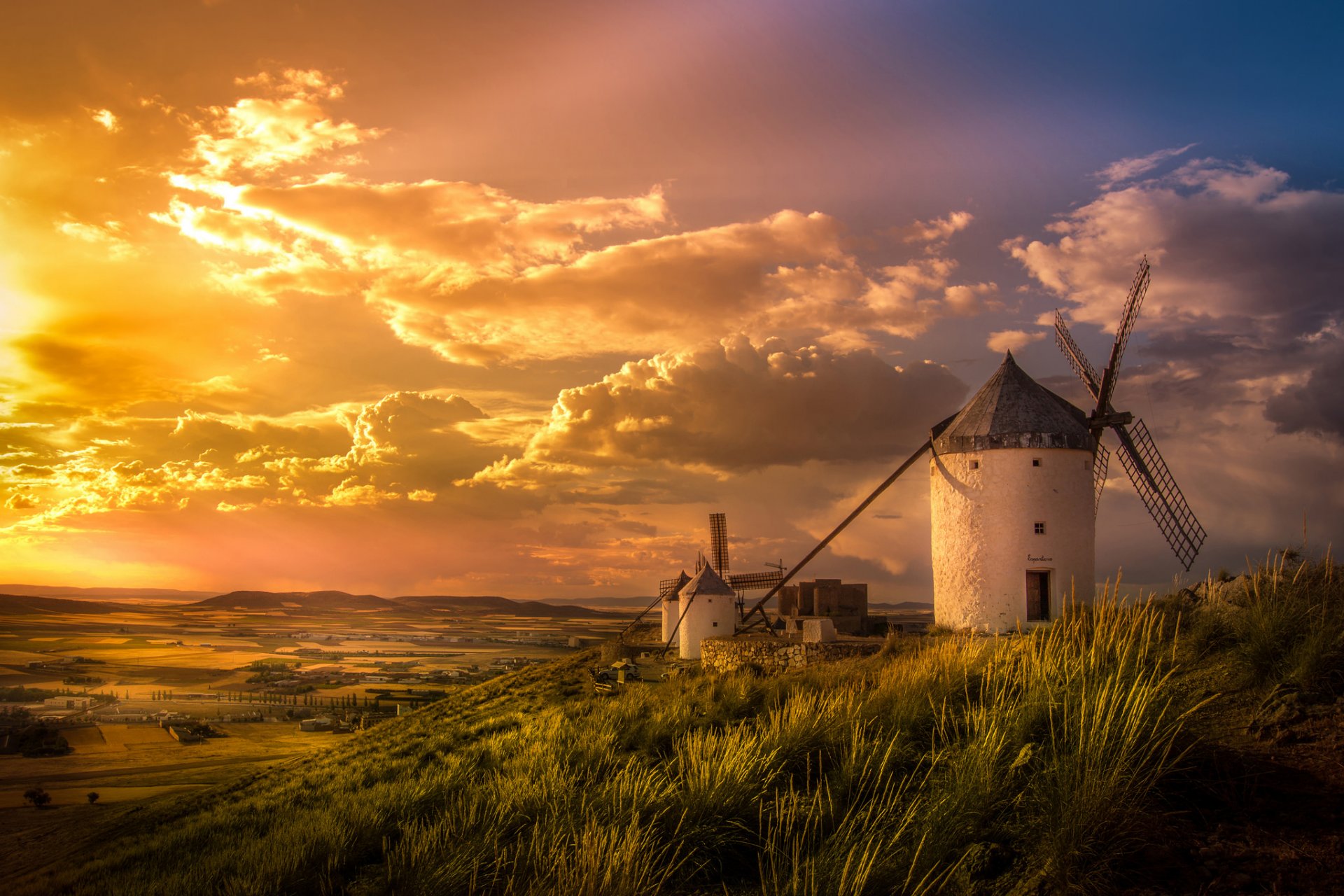 spanien windmühlen tal himmel