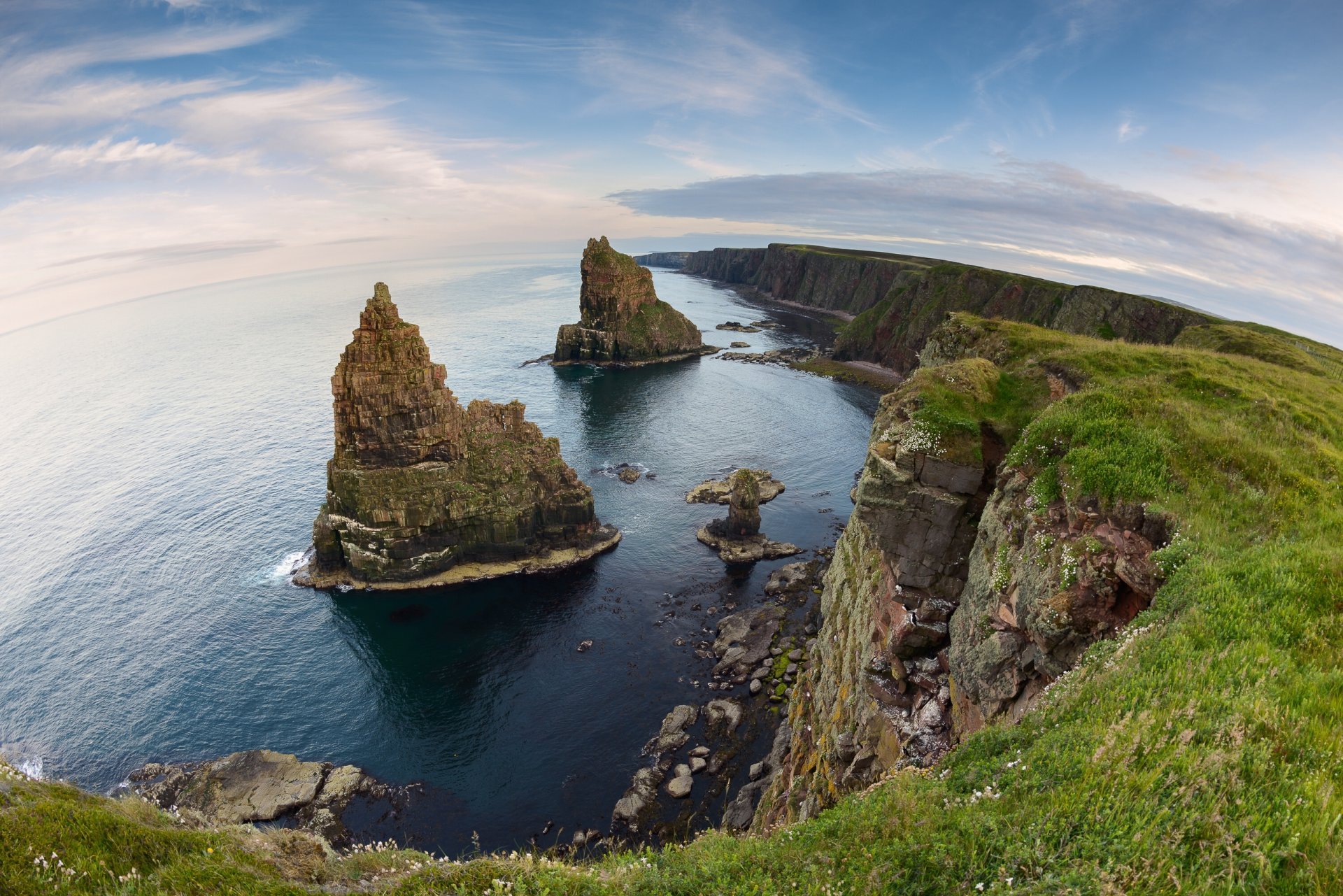 duncansby piles caithness écosse mer du nord falaises côte