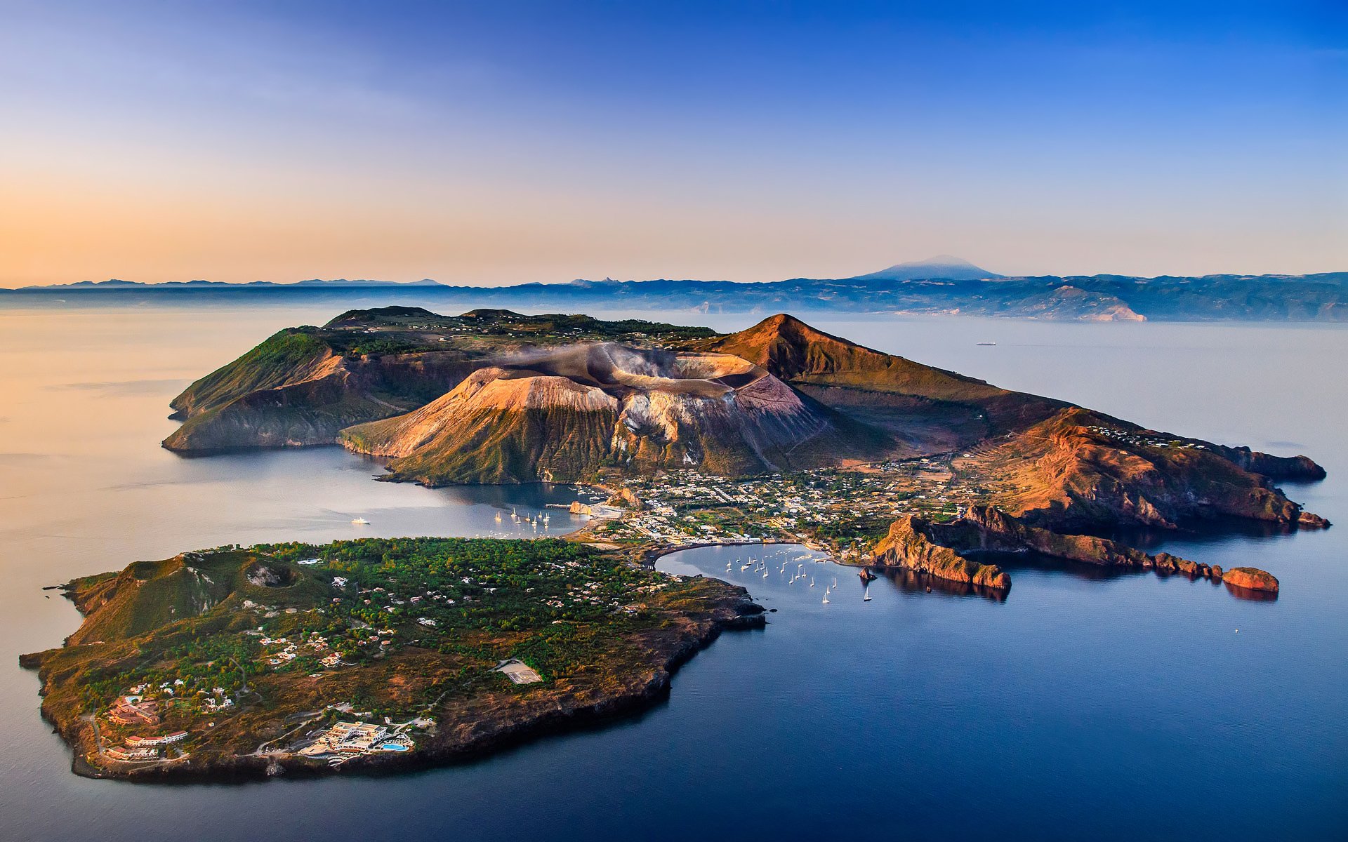 italia sicilia isole eolie mar tirreno vulcani mare navi cielo acqua