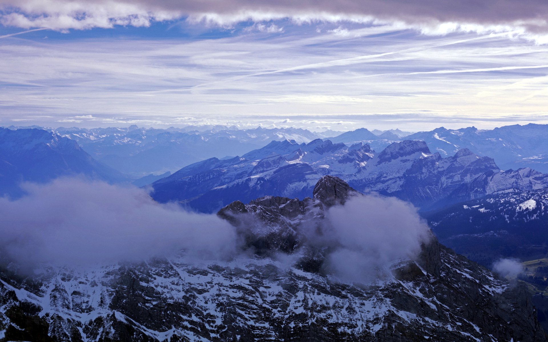 montagnes ciel paysage