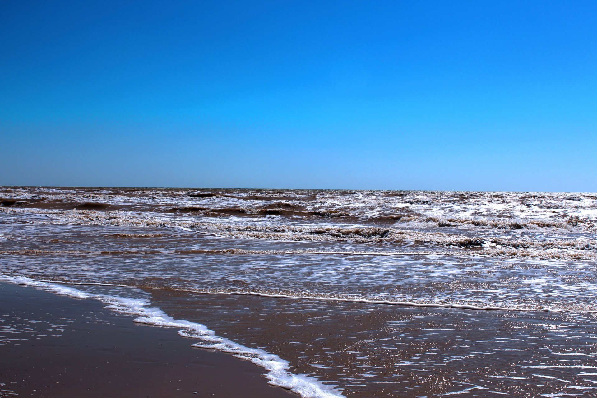 ea azov sea sand footprints in the sand photo