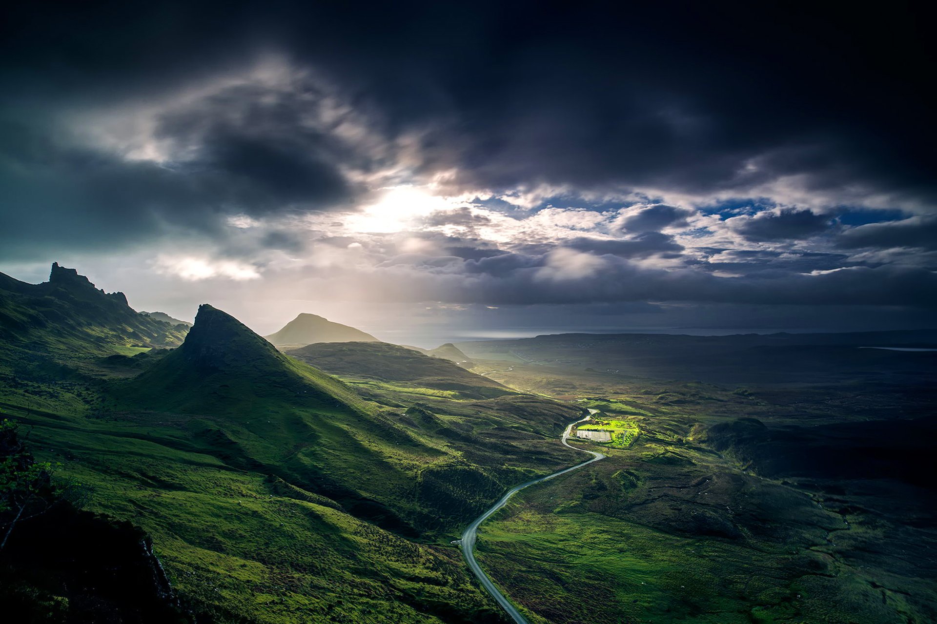 escocia reino unido montañas colinas nubes amanecer paisaje