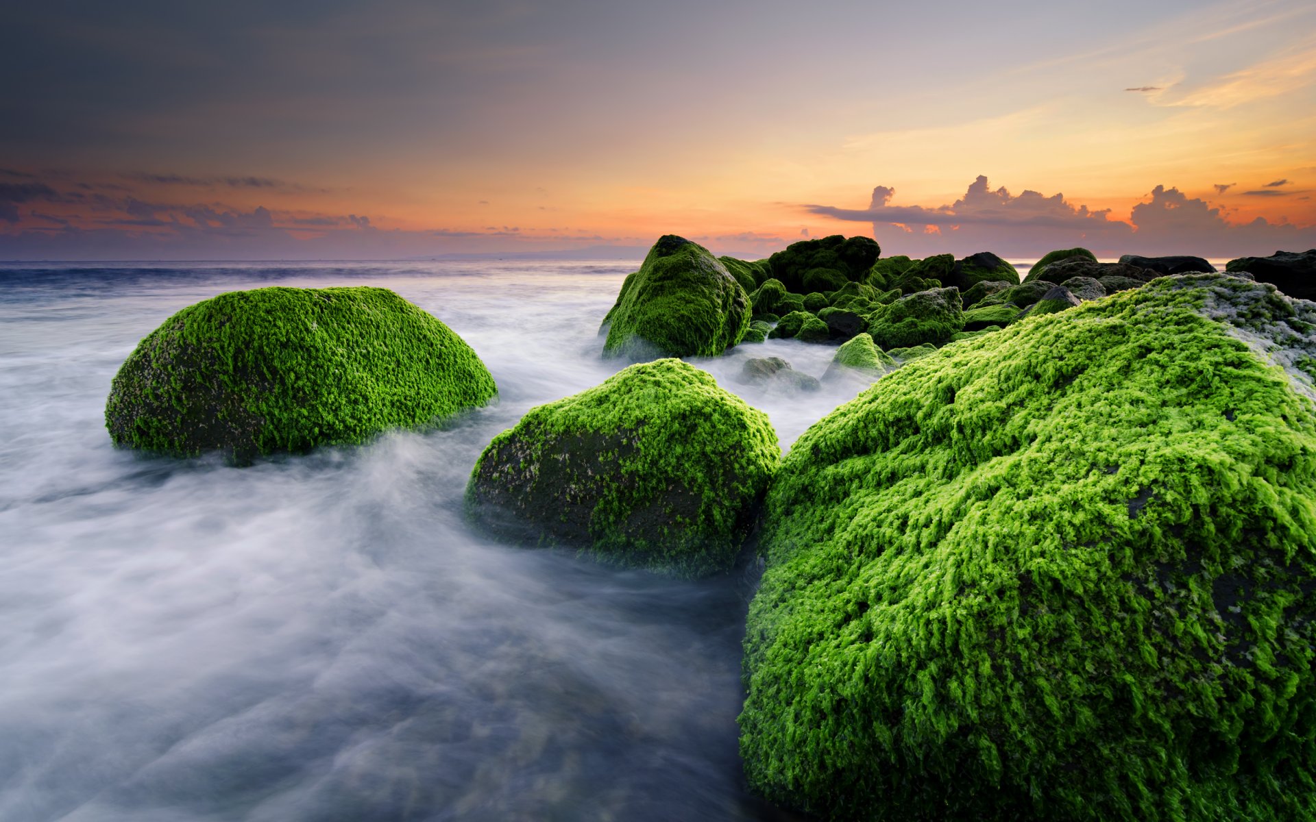 plage de masceti ketewel bali indonésie océan plan d eau pierres plage