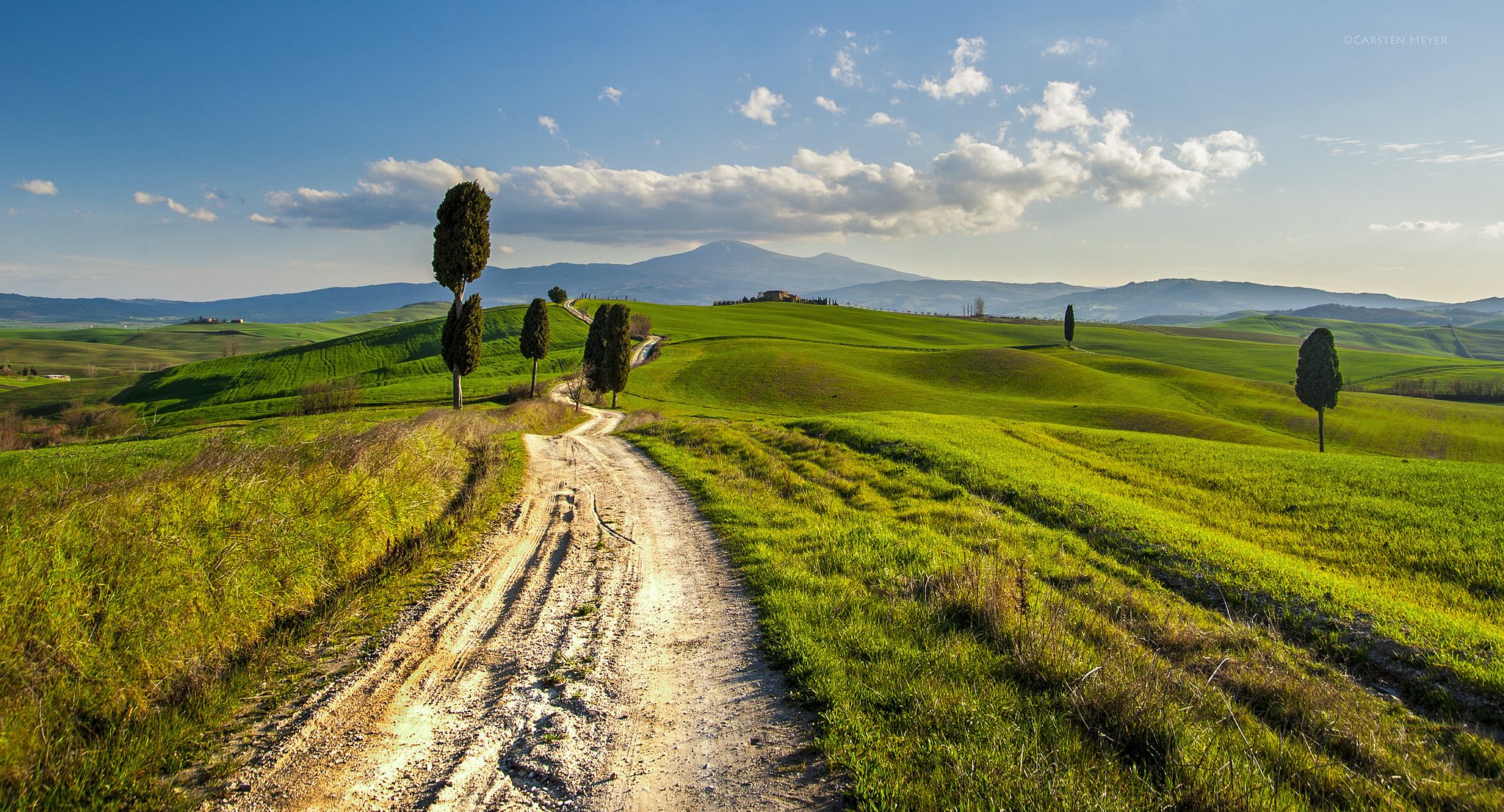 italia toscana colline strada paesaggio rurale