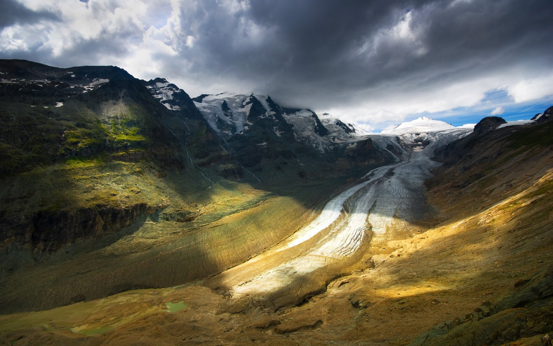 naturaleza paisaje montañas cielo nubes nubes foto