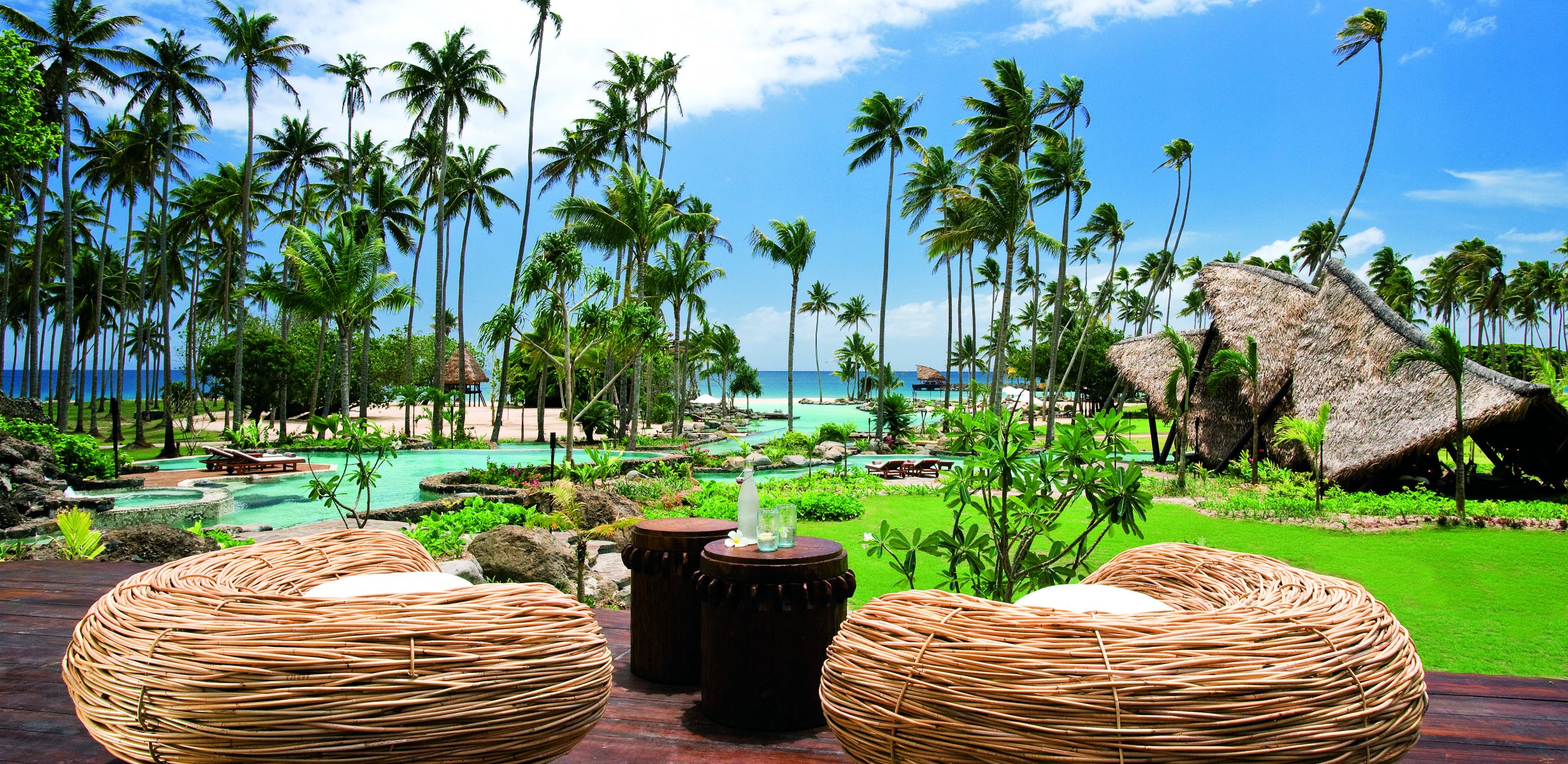 ozean strand palmen pool urlaub exotisch iddilja laucala fidschi