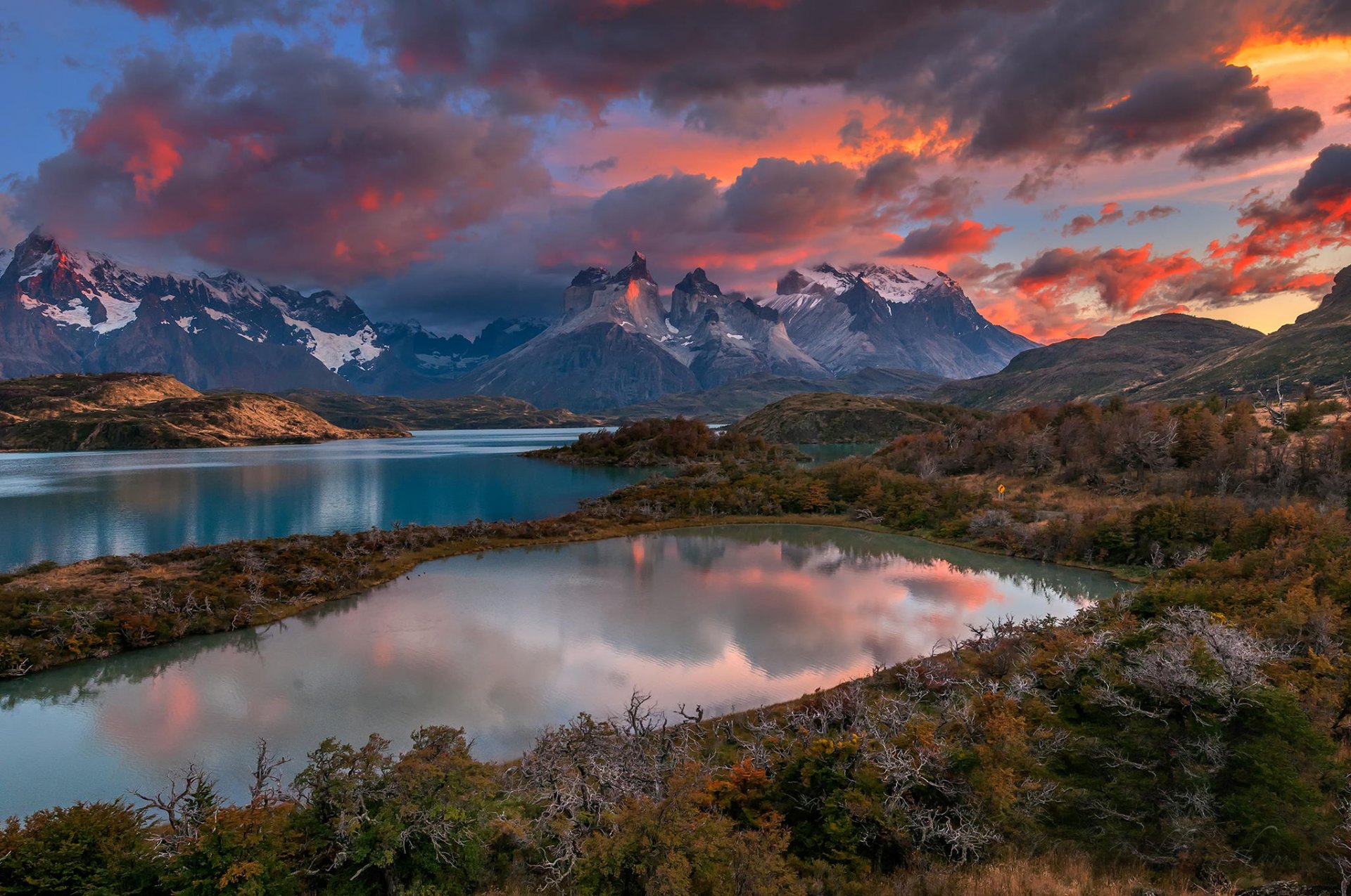 chile patagonia river mountain clouds ☁