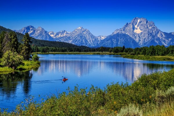 Mount Moran nad rzeką Snake w parku narodowym Grand Teton