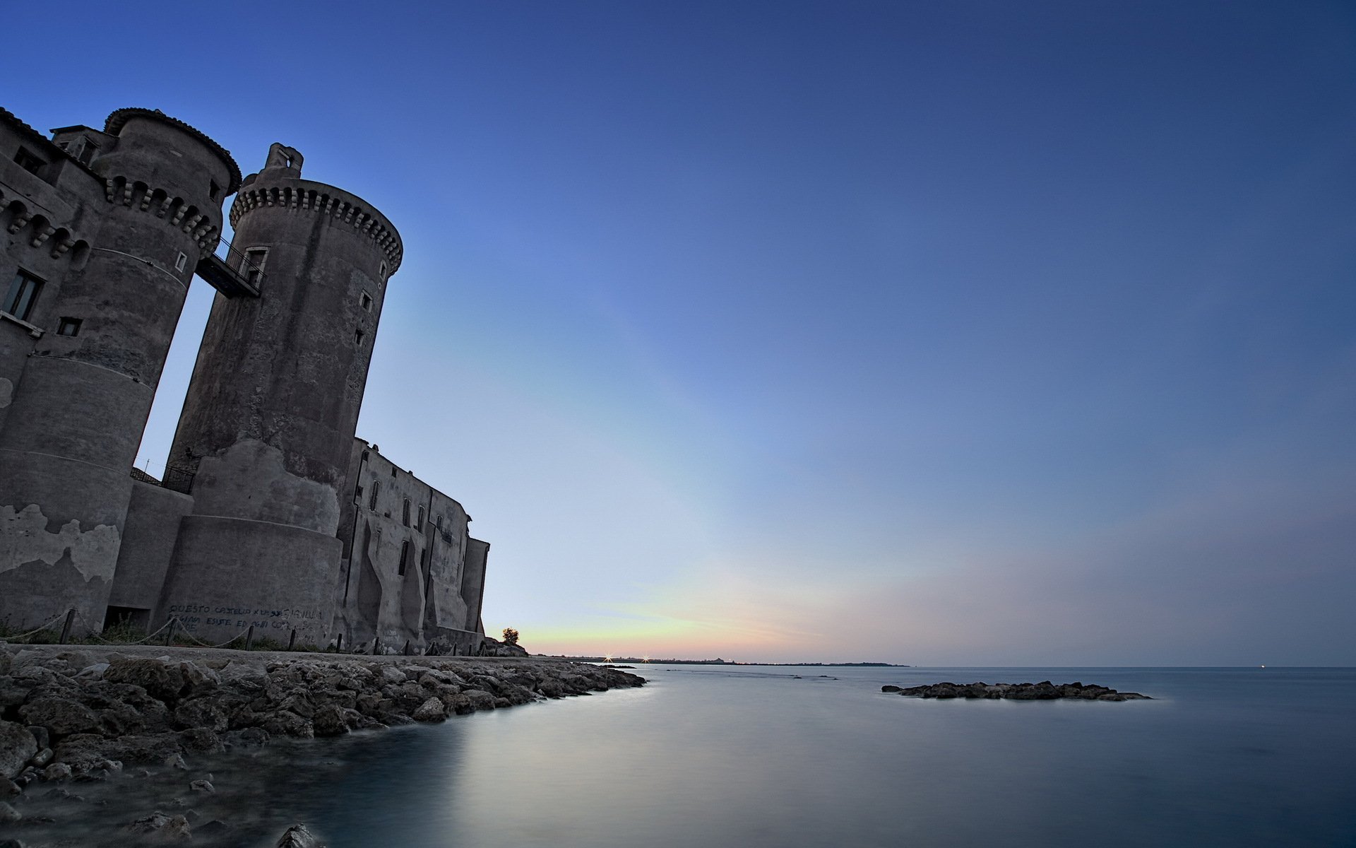 mar noche castillo paisaje