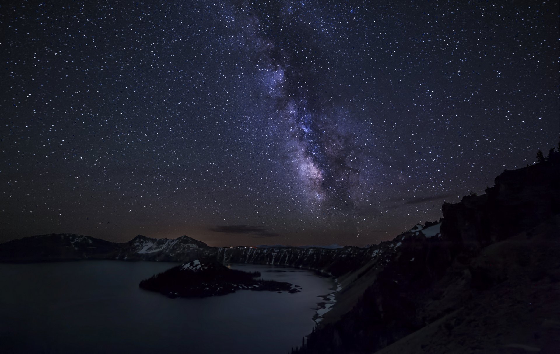 paisaje lago cráter cielo estrellas vía láctea