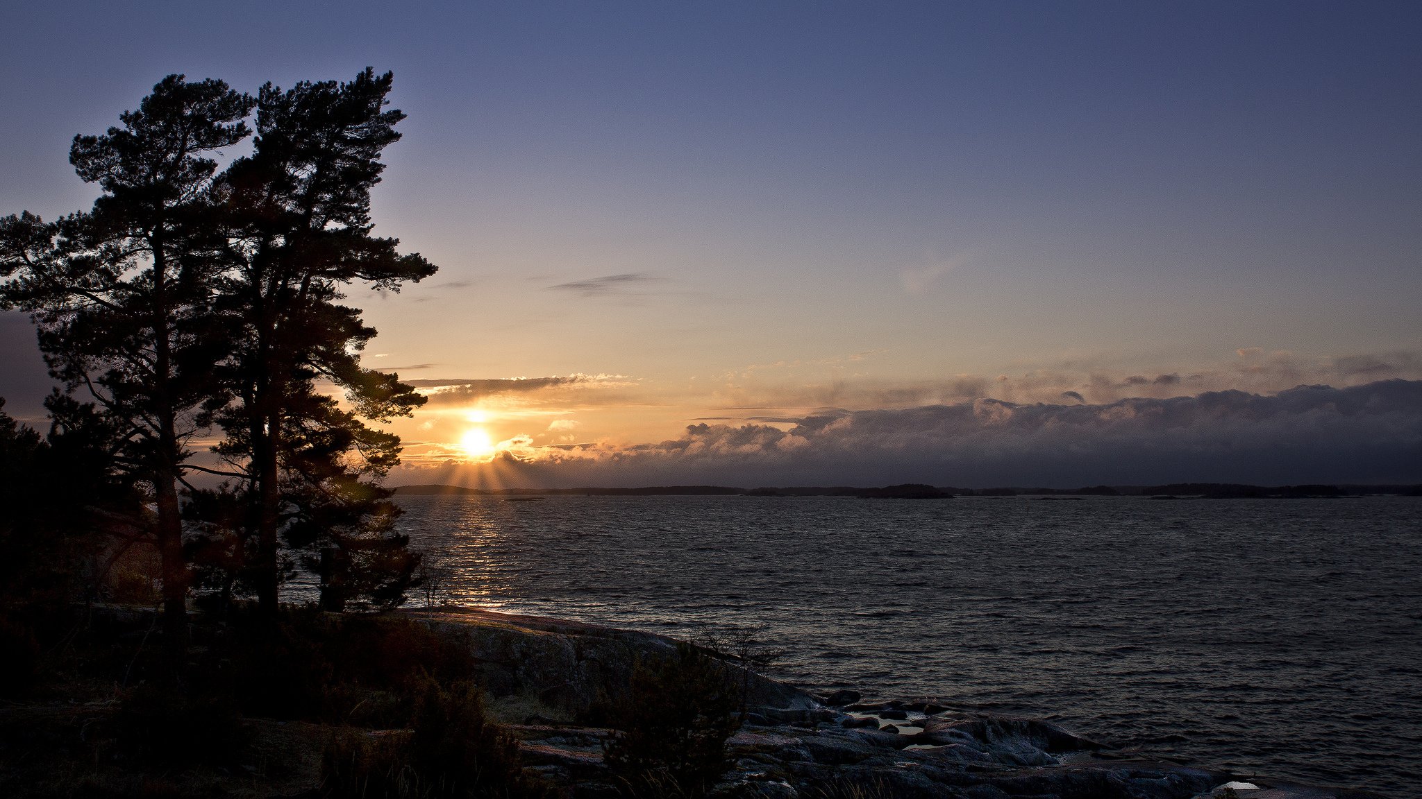 lac arbres horizon nuages soleil coucher de soleil