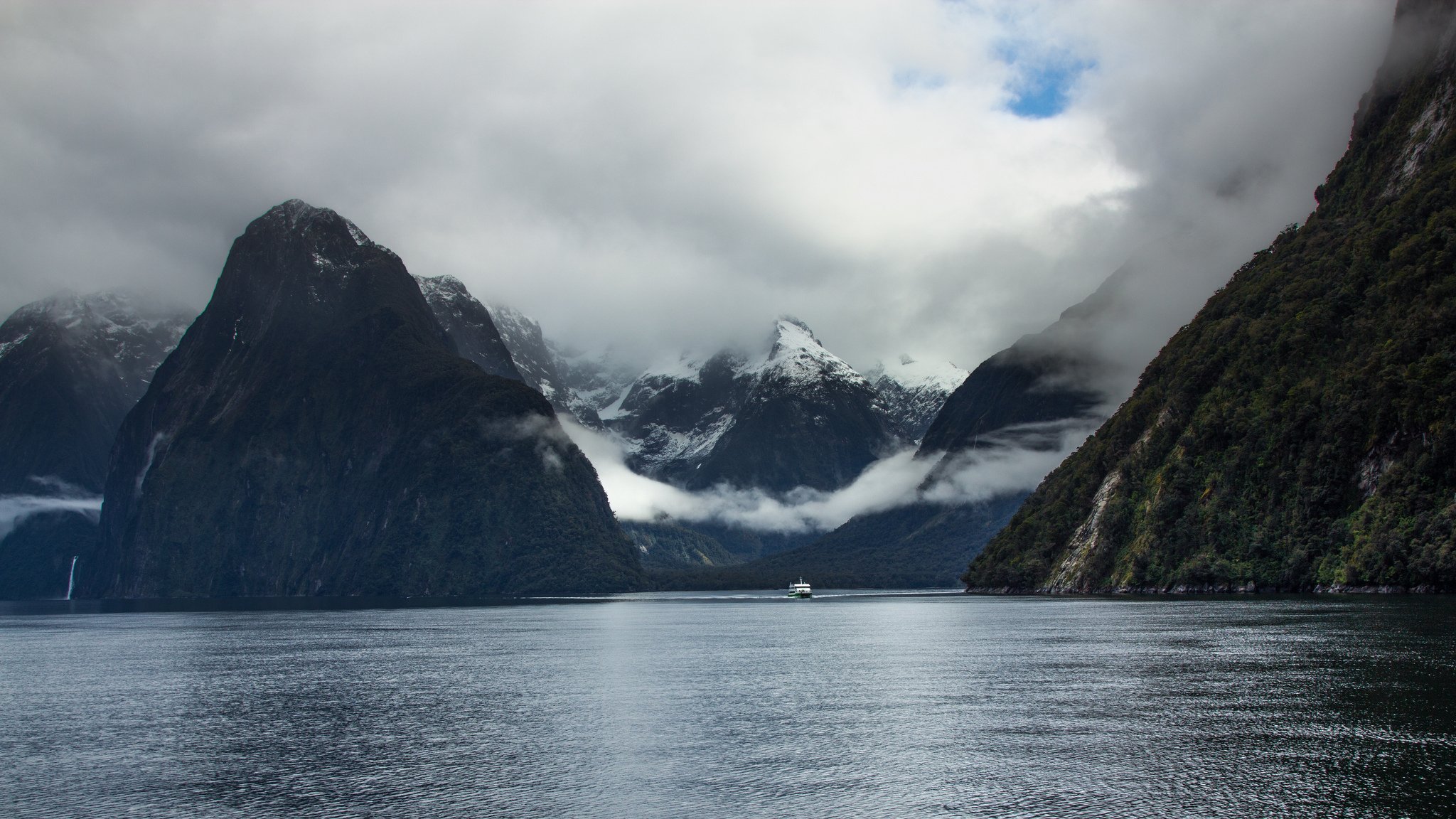 milford sound fiordland isola del sud nuova zelanda isola del sud parco nazionale di fiordlen fiordo di milford sound