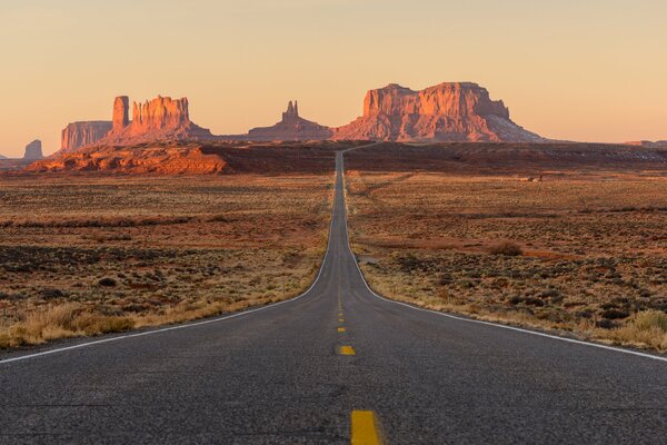 The Road to Monument Valley in Utah