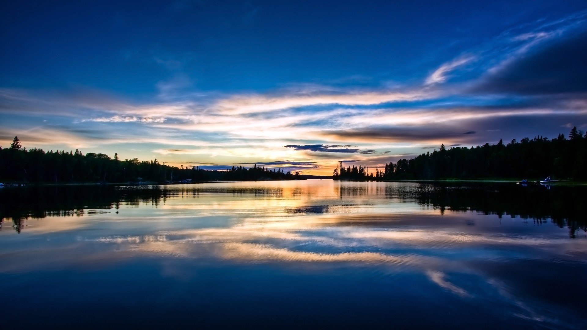 rivière réflexion ciel