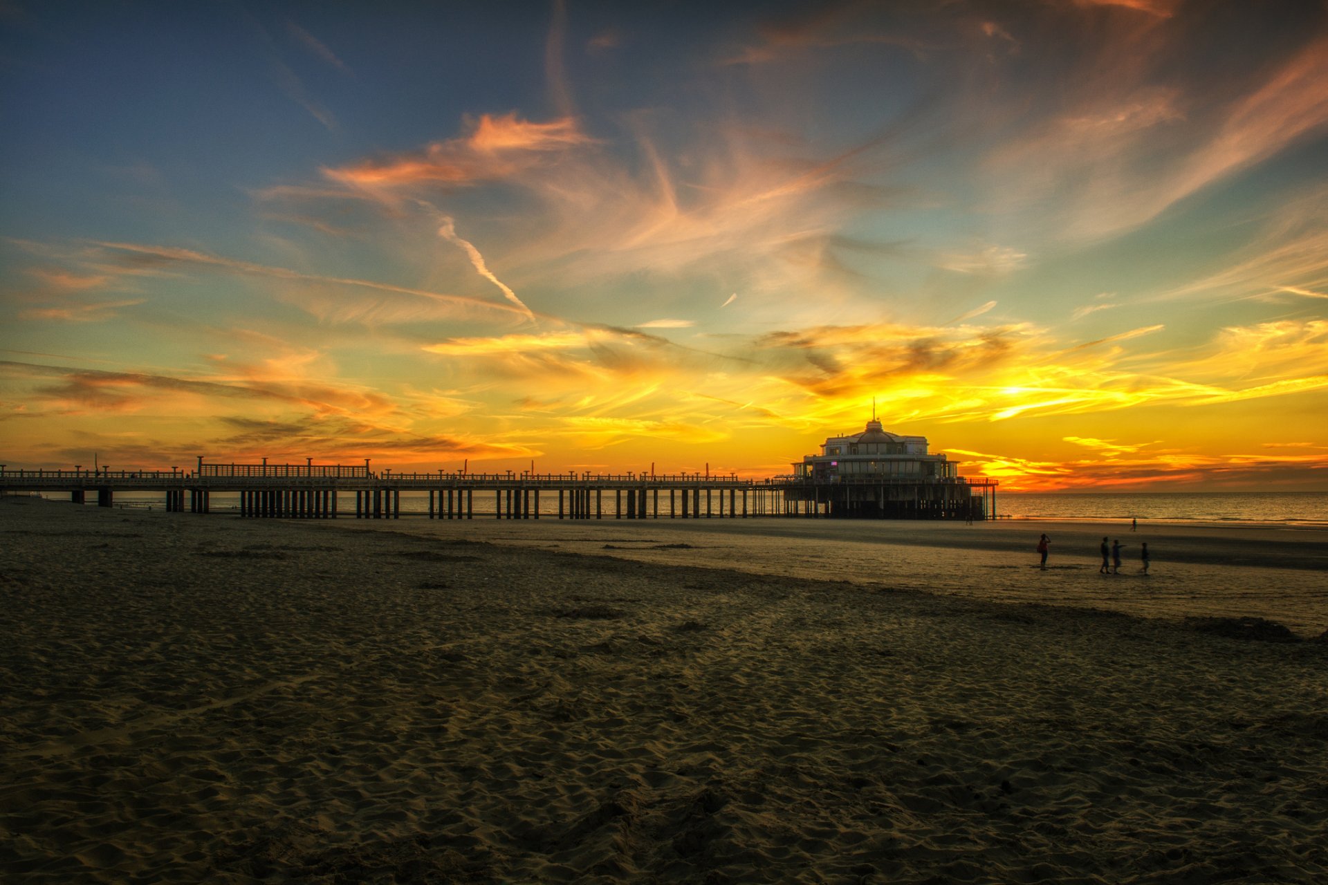 meer strand pier sonnenuntergang