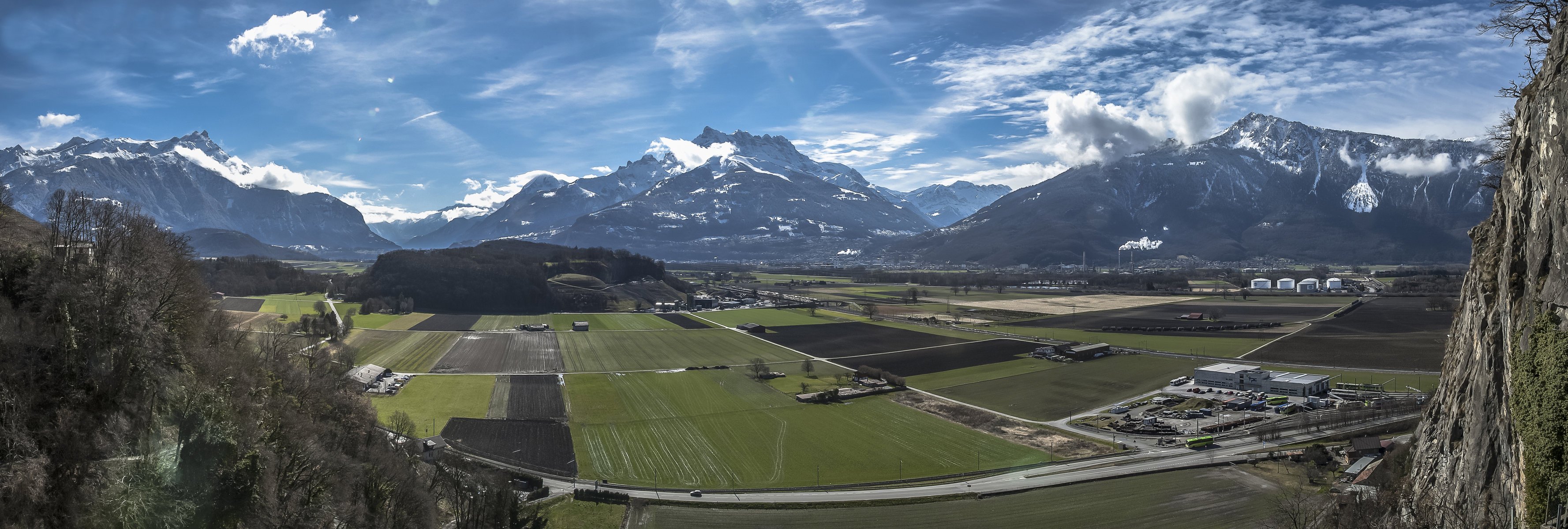 witzerland mountains field