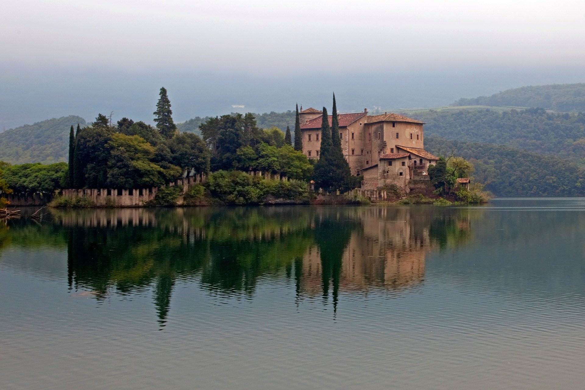 italy hills forest lake house