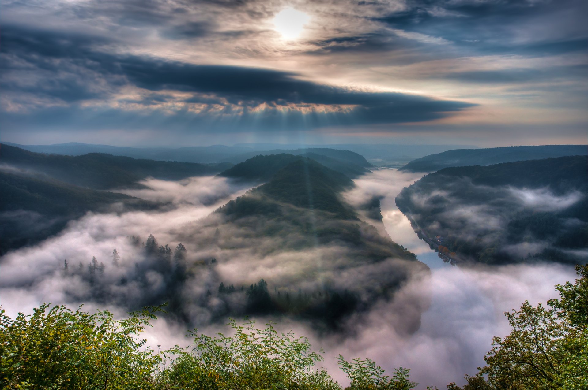 fiume saarland germania nebbia cielo