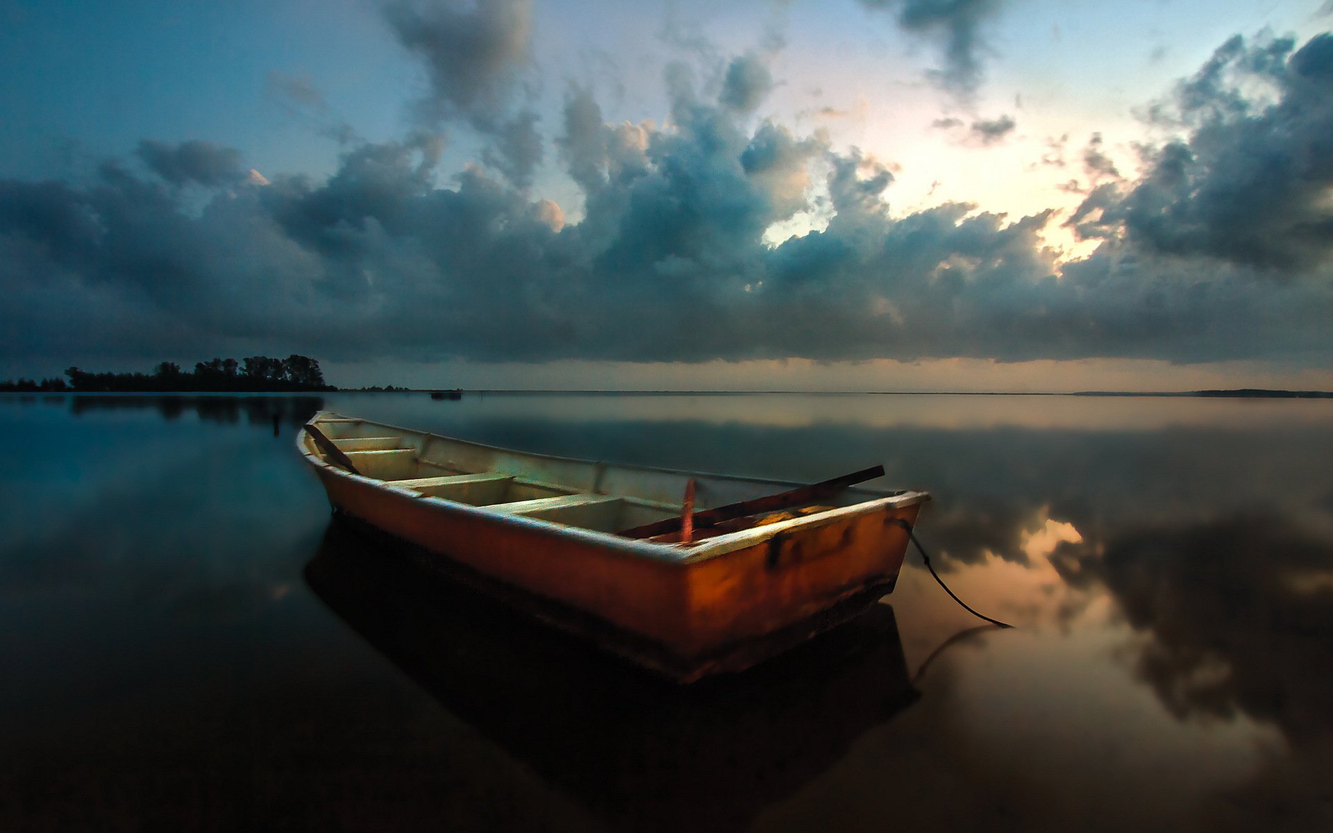 bucht boot wolken dämmerung