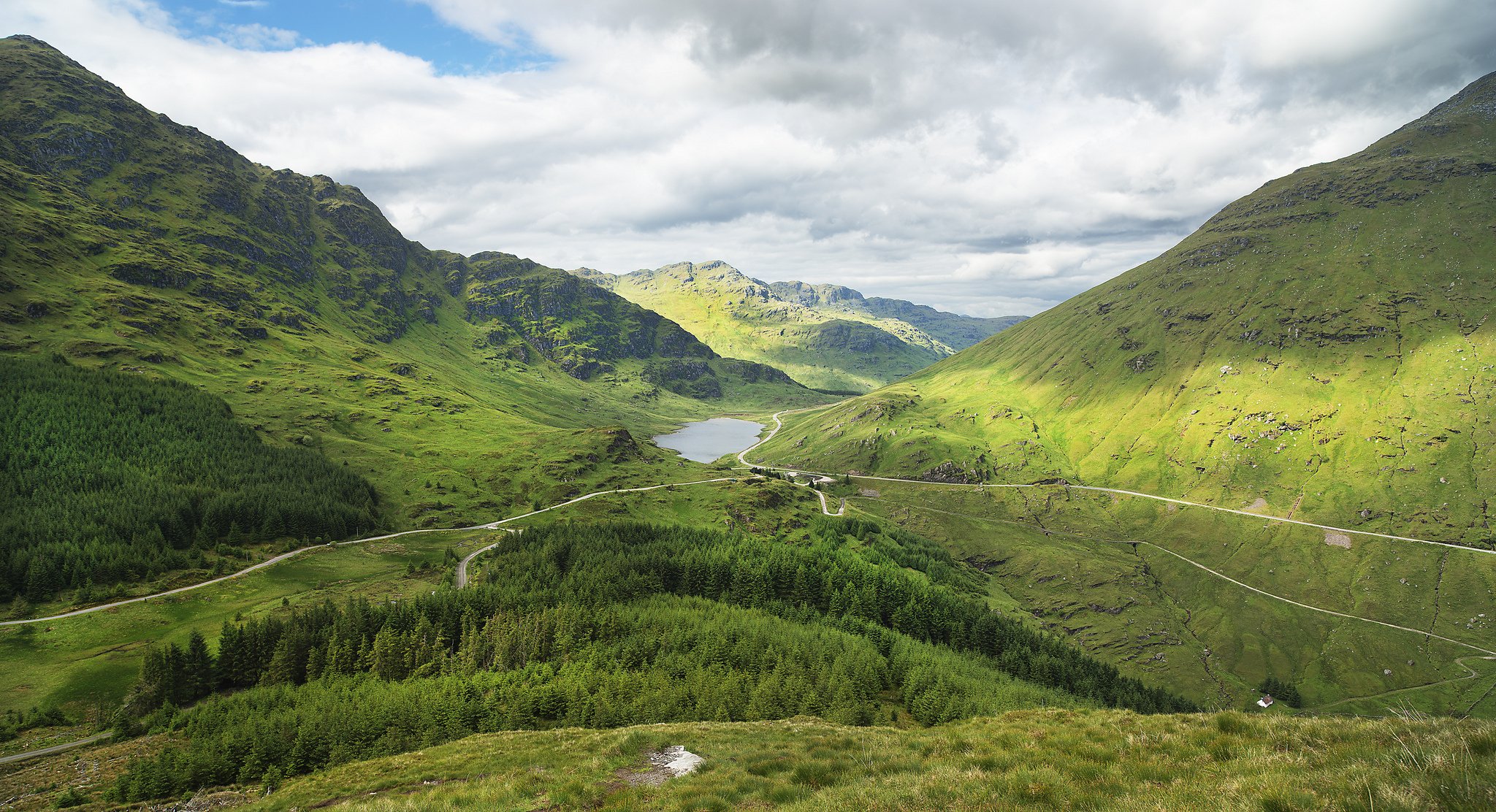 escocia montañas bosque carreteras lago