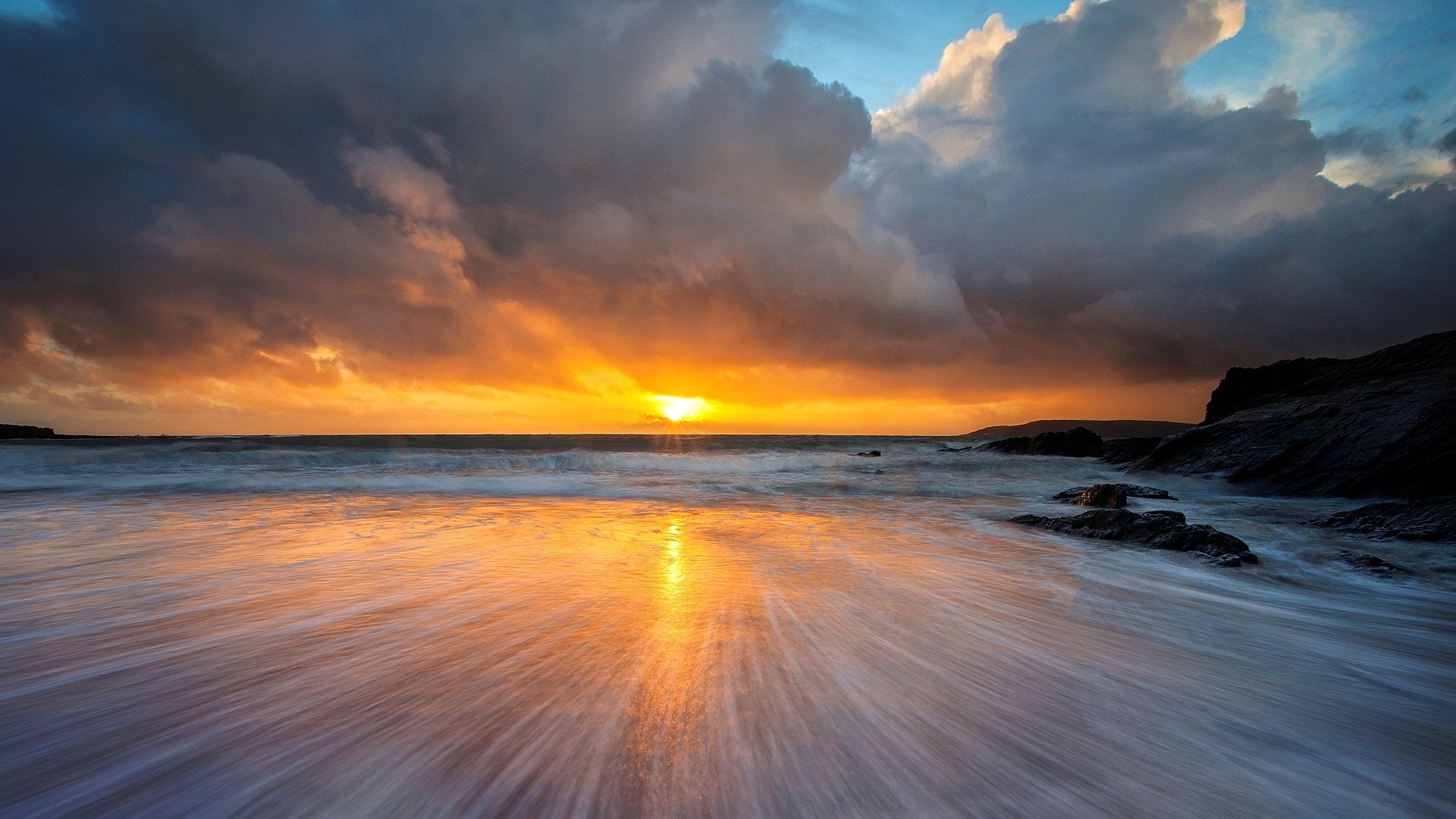 paesaggio natura mare oceano acqua onda tramonto riflessione sole cielo nuvole sfondo carta da parati widescreen schermo intero widescreen widescreen