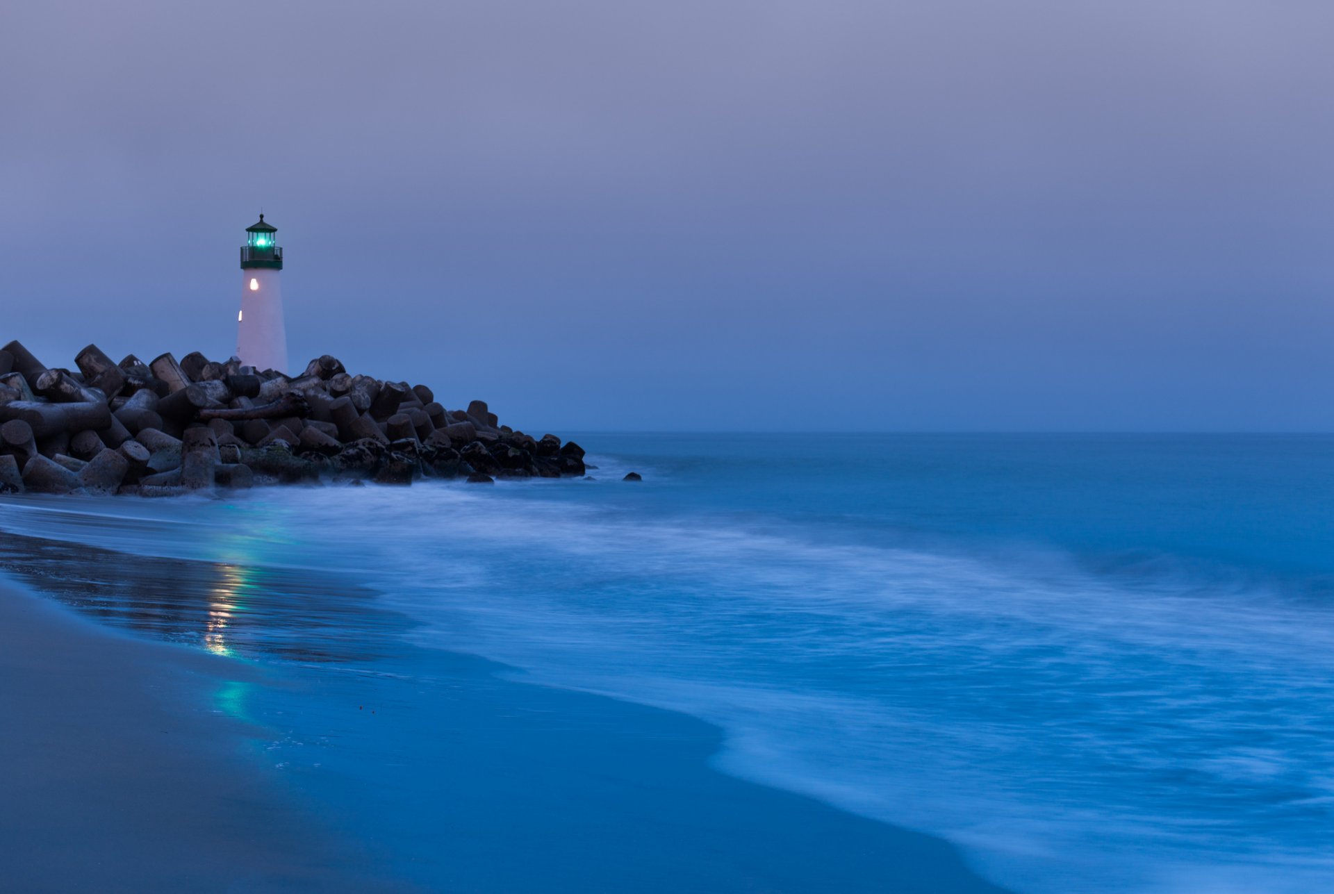 united states california lighthouse light stones beach sand waves ocean