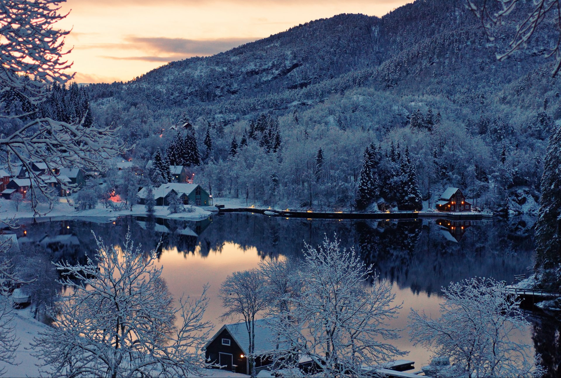 paisaje finlandia puesta de sol lago casa invierno nieve