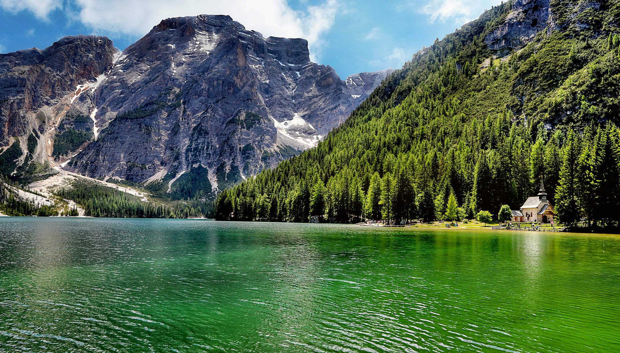 lago di carezza italia bosque lago montañas árboles naturaleza paisaje