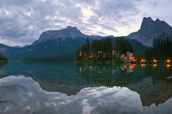 Amanecer en las montañas