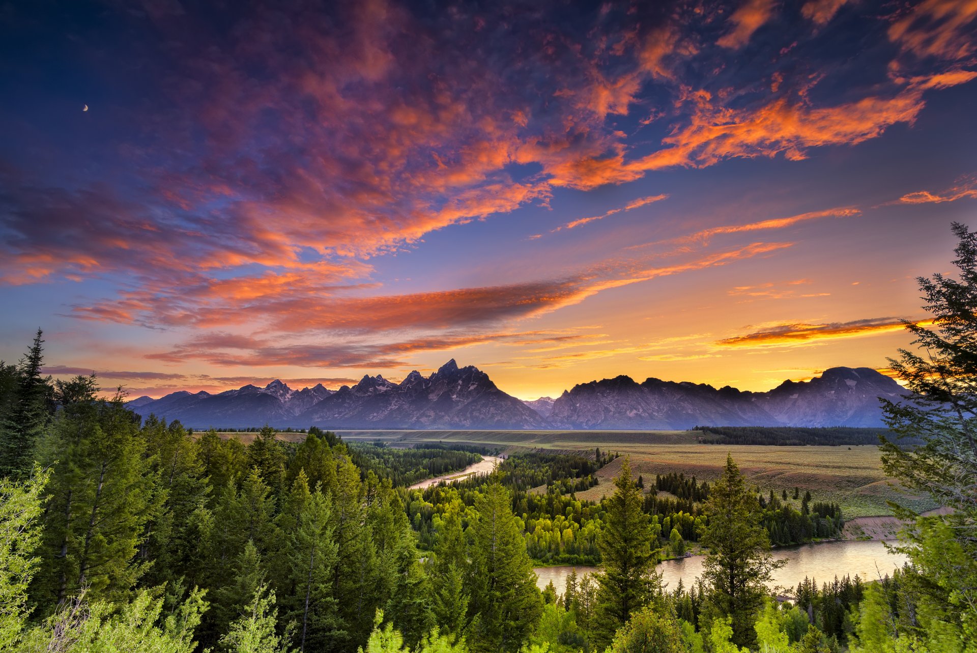 wyoming parc national de grand teton rivière snake états-unis grand teton parc national forêt coucher de soleil soirée ciel arbres pins montagnes rivière snake